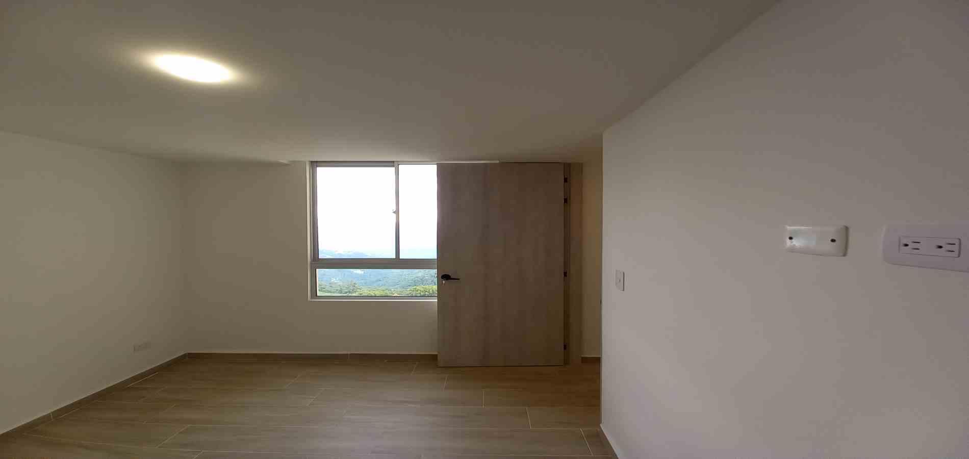 Foto de Apartamento en Venta en Alcazares, Manizales - 2 - 279069056