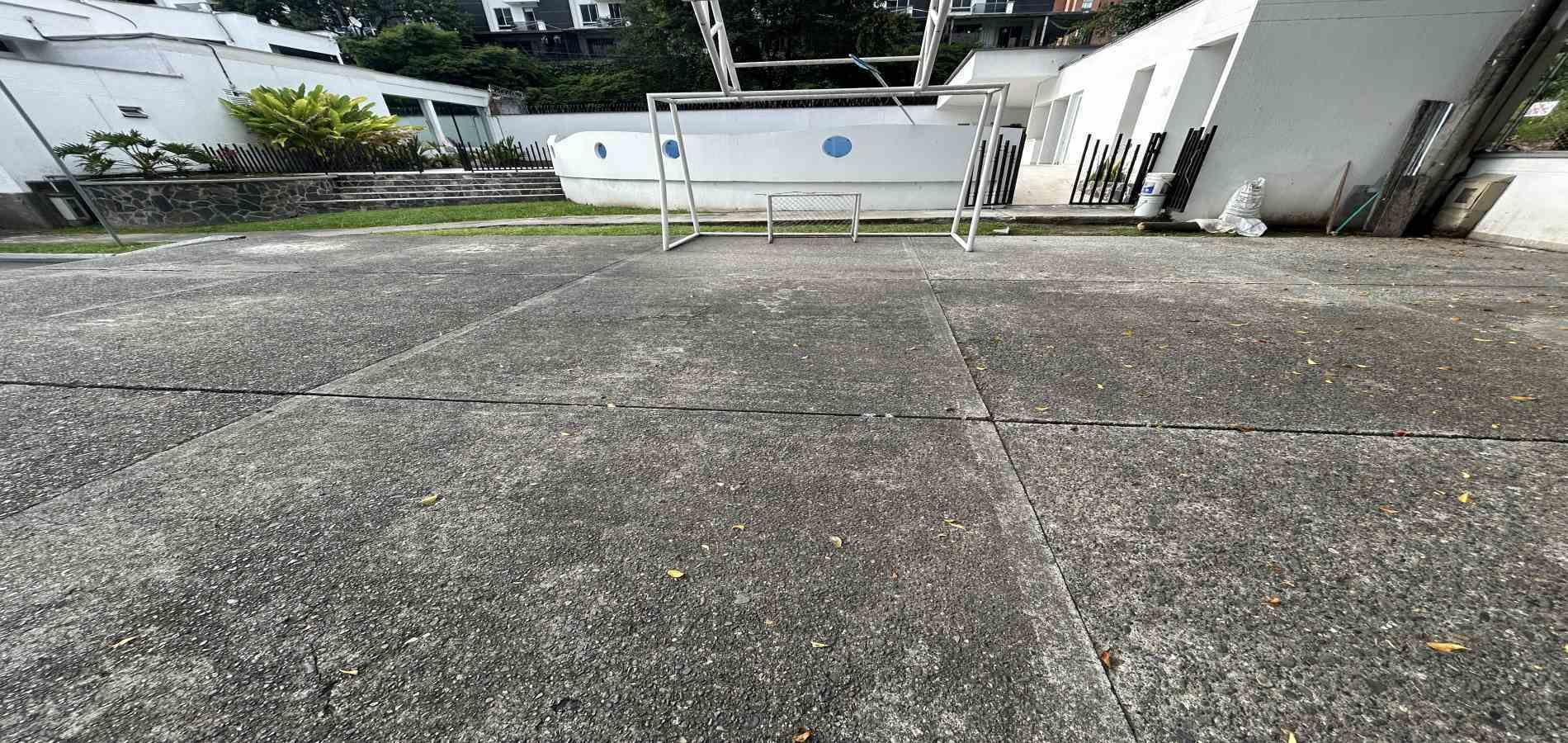 Foto de Casa en Arriendo en Comuna universidad / barrio pinares, Pereira - 39 - 279069173