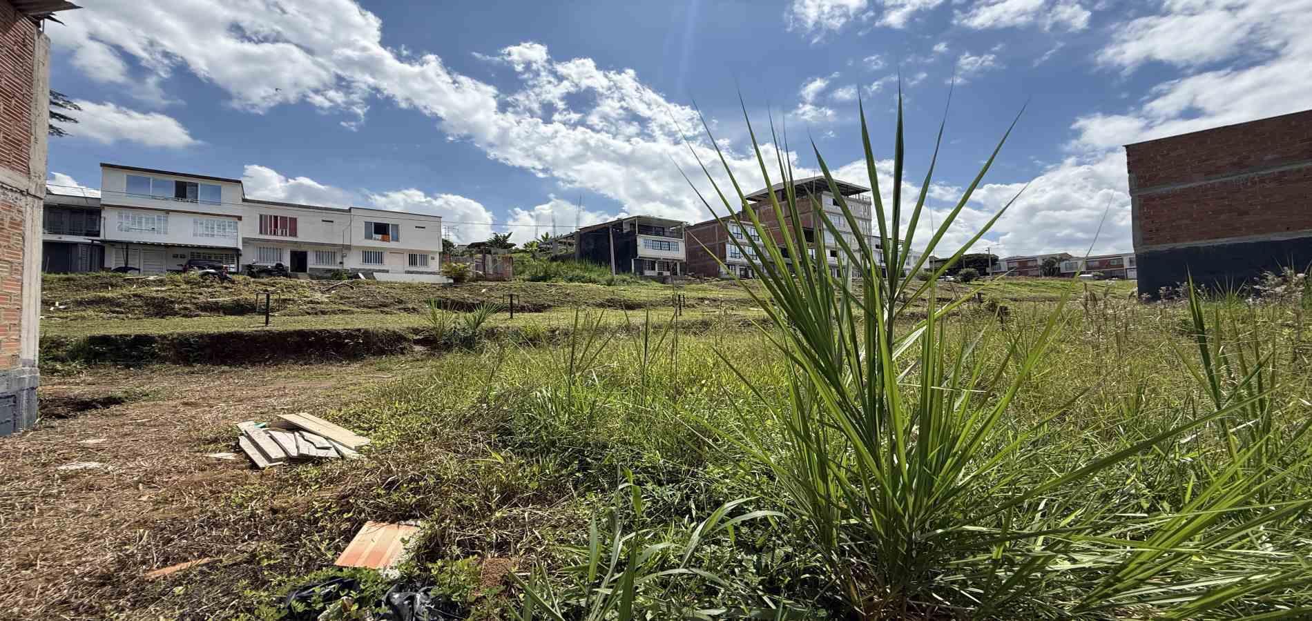Foto de Lote / terreno en Venta en Bosques de la acuarela, Dosquebradas - 4 - 279063723