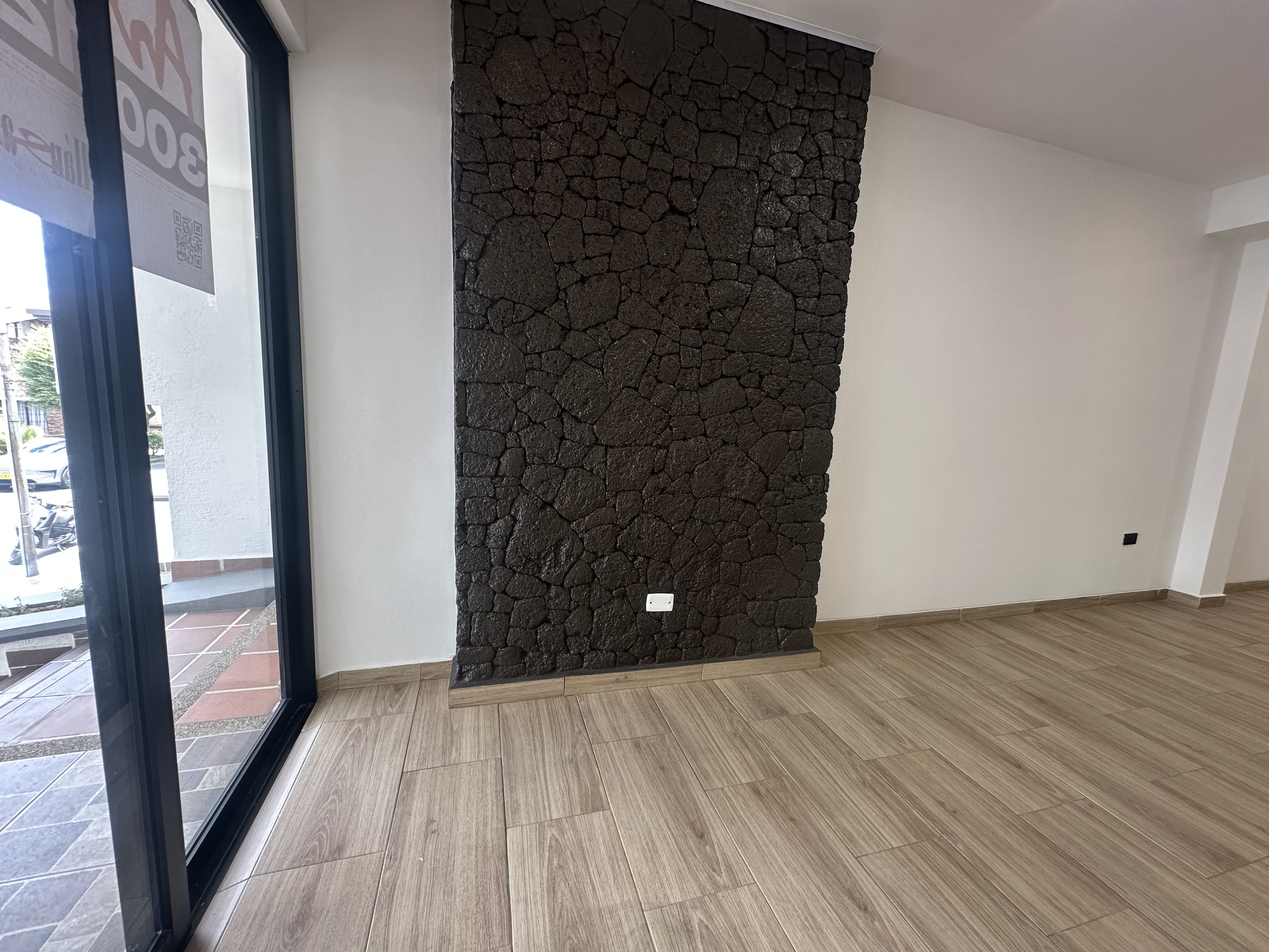 Foto de Local en Arriendo en Av bolivar, Armenia  - 2 - 279069470