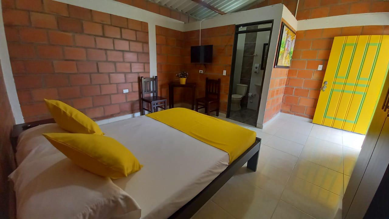 Foto de Edificio de apartamentos en Venta en Altagracia, Pereira - 2 - 279065631