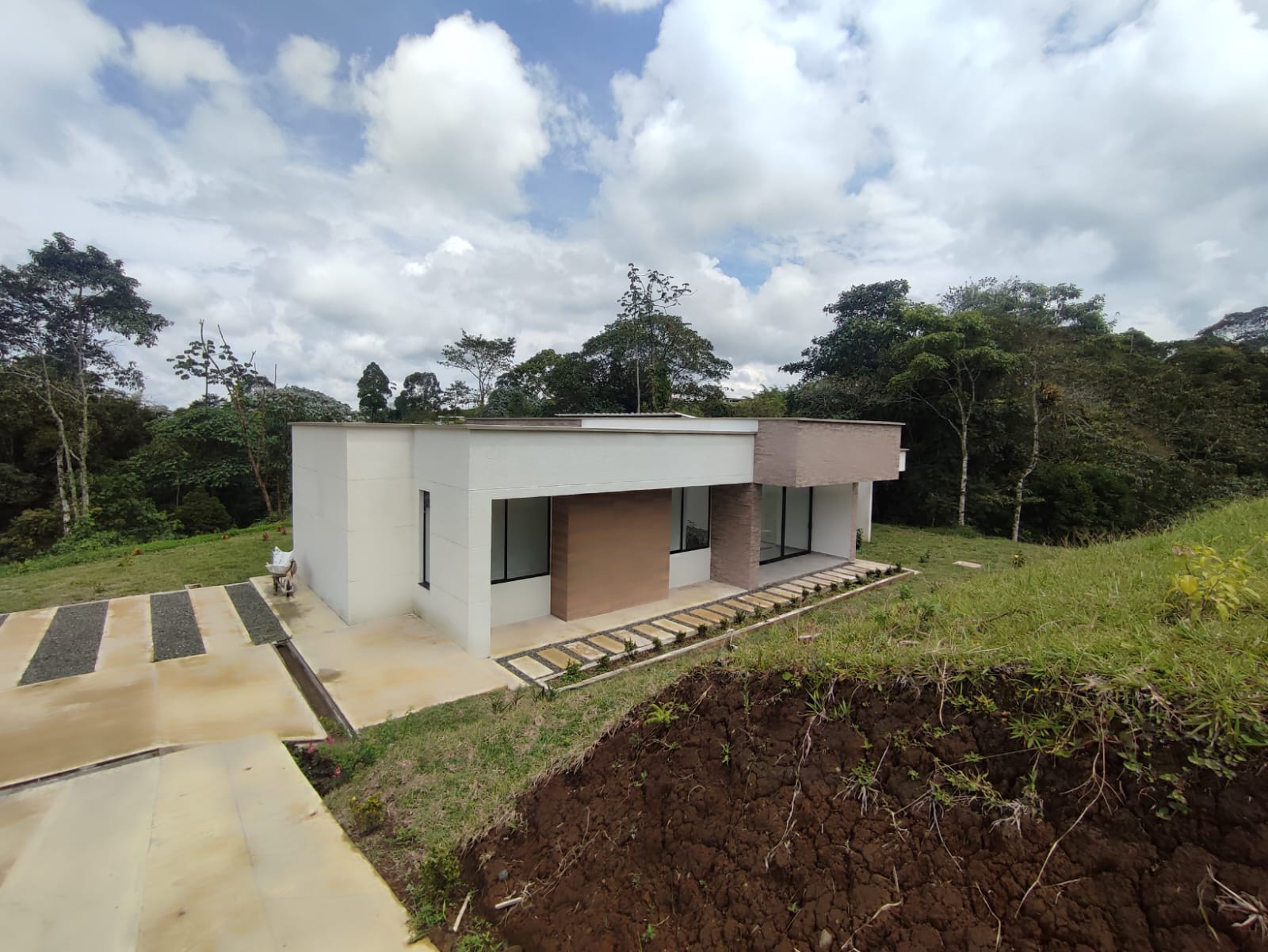 Foto de Casa campestre en Venta en Vereda el jordán, Pereira - 2 - 279061558