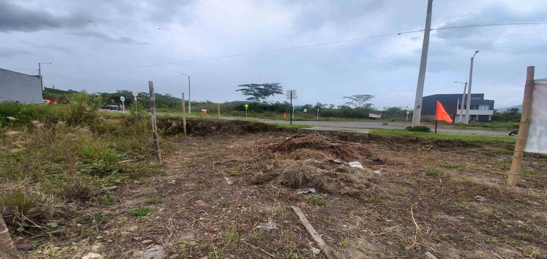 Foto de Lote / terreno en Venta en Av. la romelia el pollo, Dosquebradas - 4 - 279069715