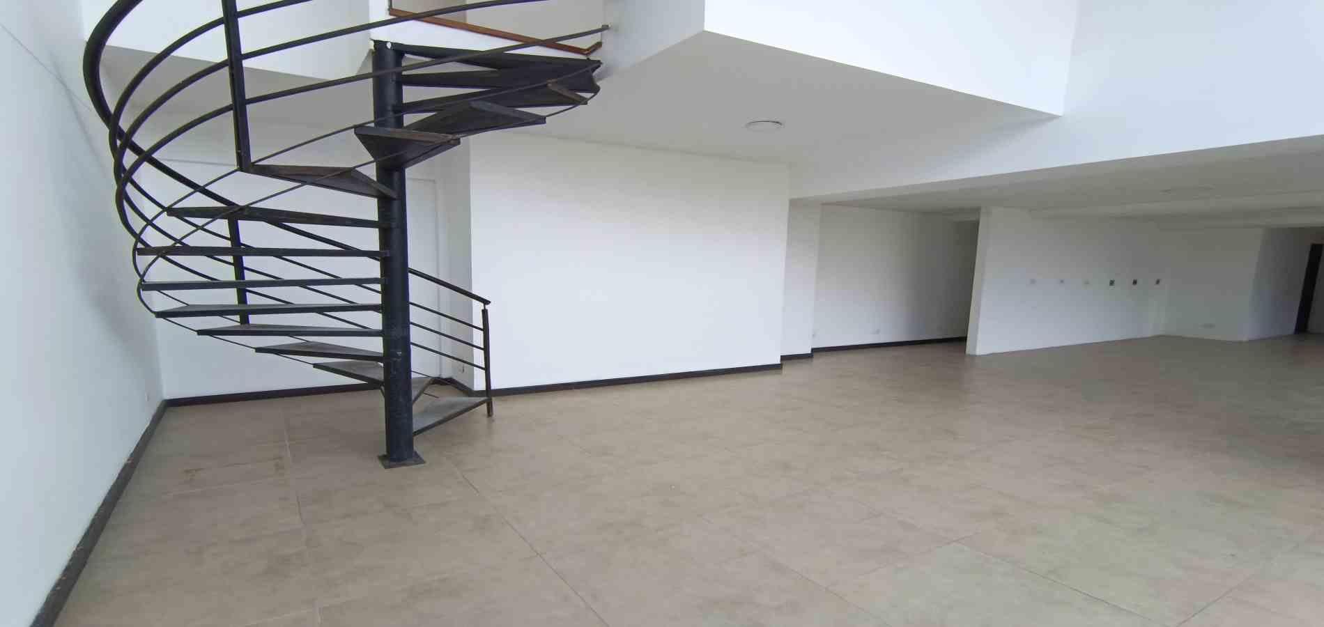 Foto de Local para Arriendo en Guayacanes, Manizales - 279069667