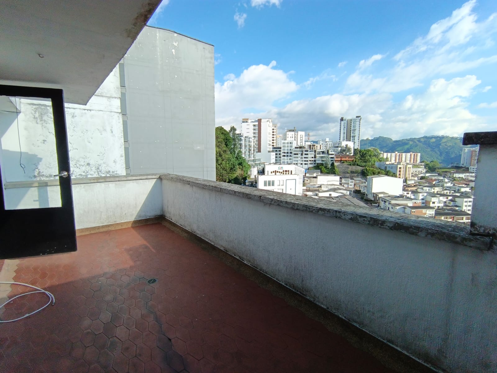Foto de Local en Arriendo en Guayacanes, Manizales - 13 - 279063385