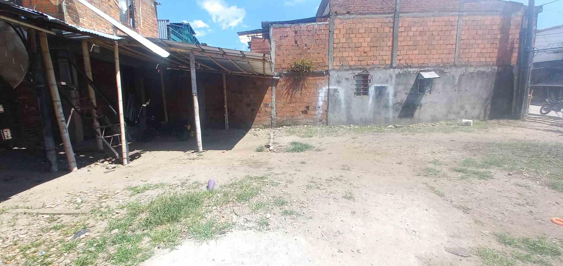 Foto de Lote / terreno en Venta en Barrio popular, Armenia  - 13 - 279058435