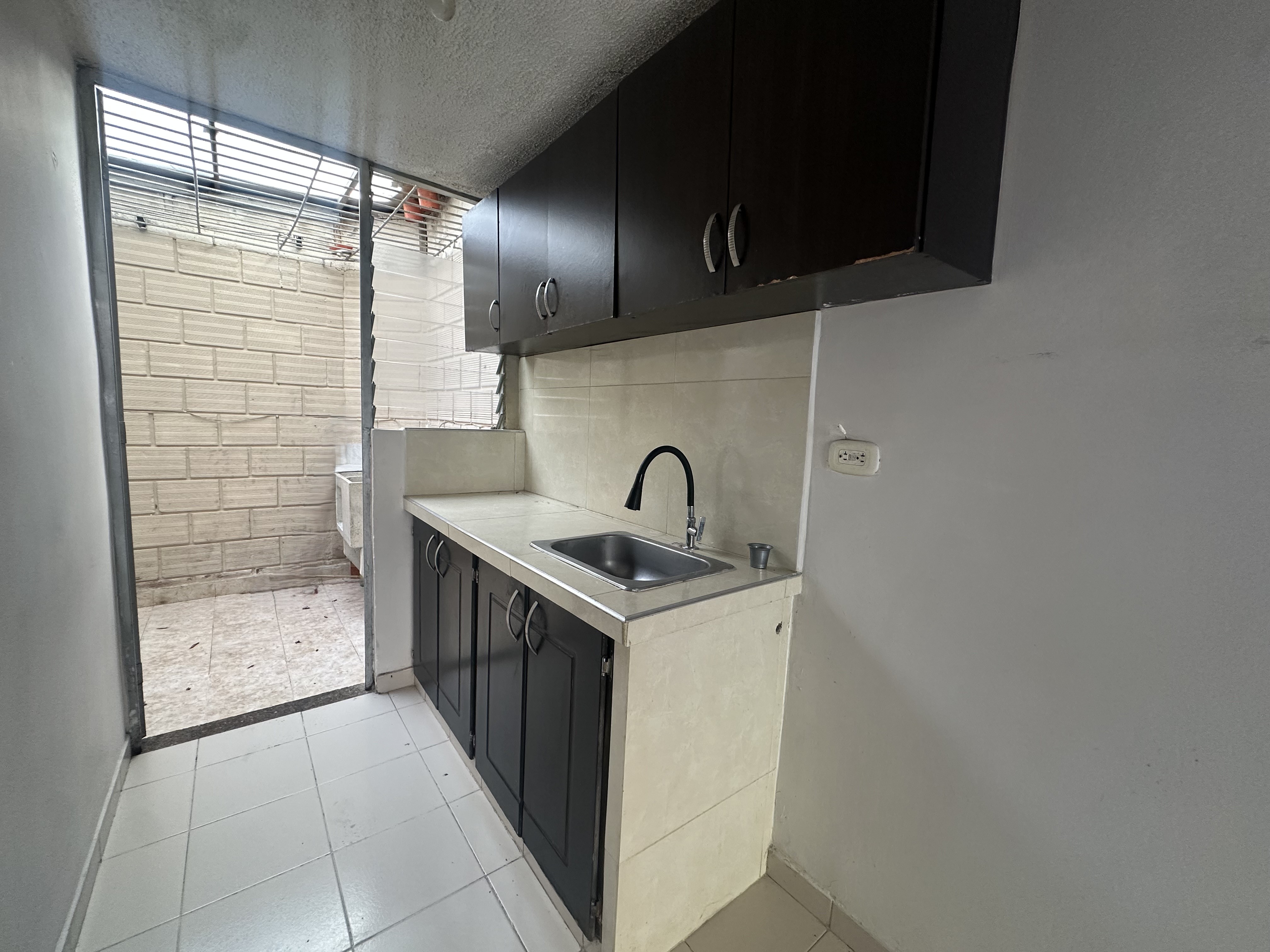 Foto de Casa en Venta en Ciudadela comfenalco, Armenia  - 2 - 279070224