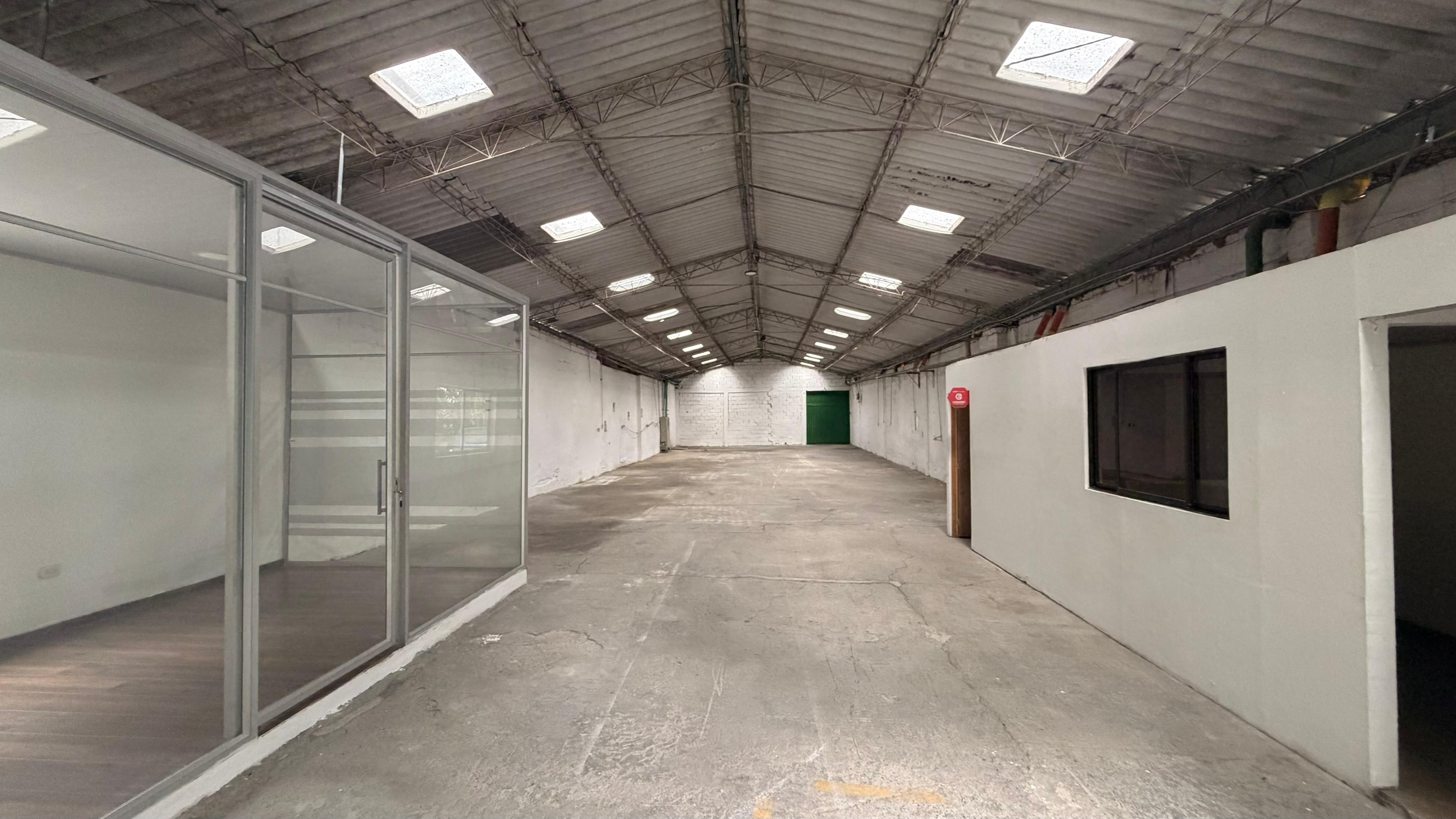 Foto de Bodega en Arriendo en Estación uribe, Manizales - 3 - 279068569