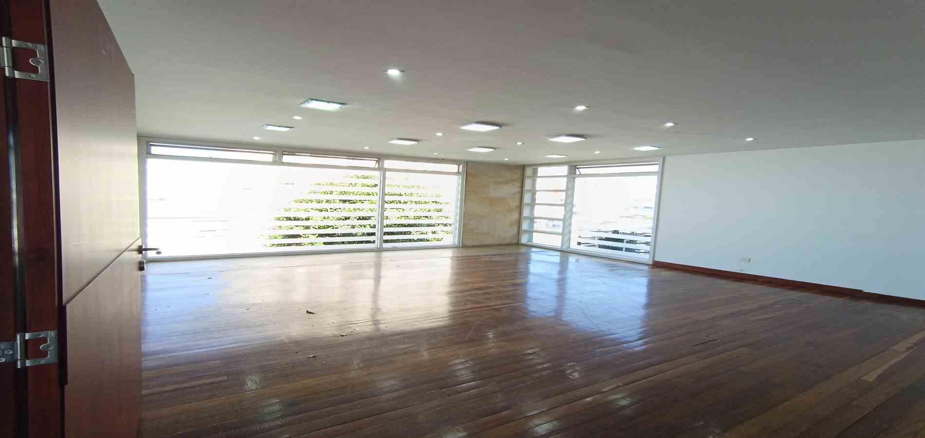 Foto de Oficina para Arriendo en Belén, Manizales - 279067286