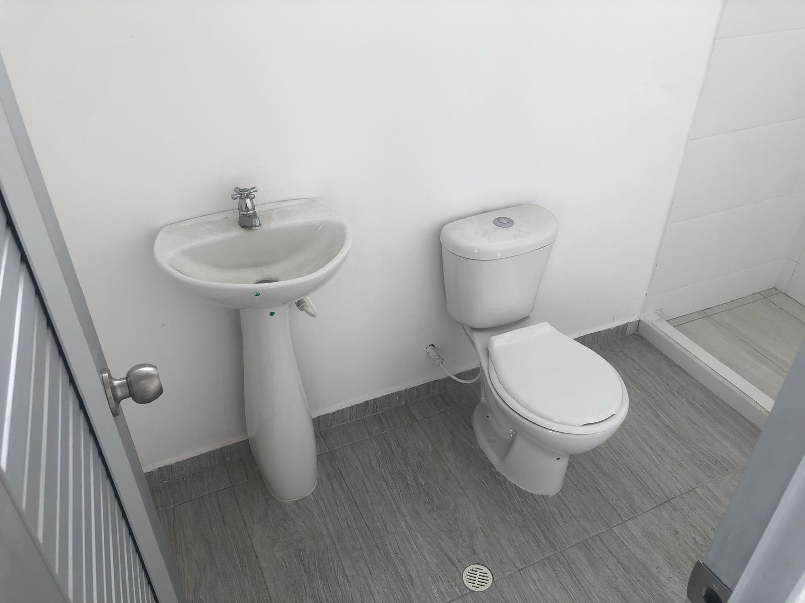 Foto de Oficina en Arriendo en Avenida 30 de agosto, Pereira - 14 - 279055784