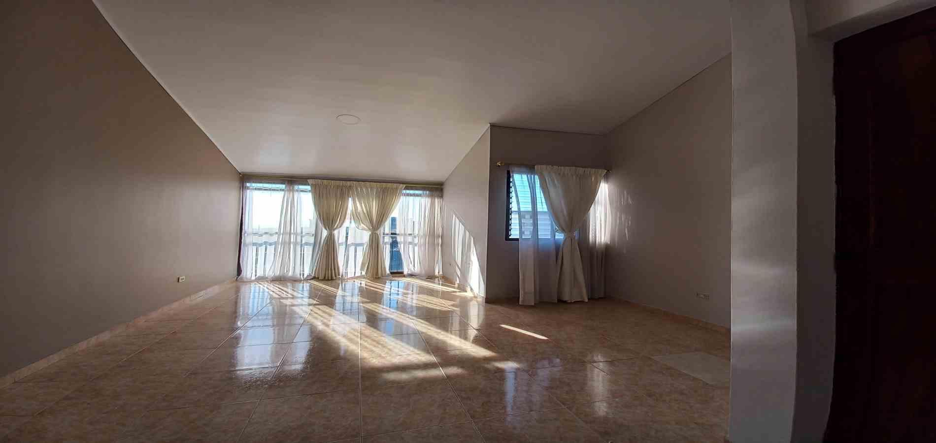 Foto de Apartamento para Arriendo en Avenida 30 de agosto, Pereira - 279067417