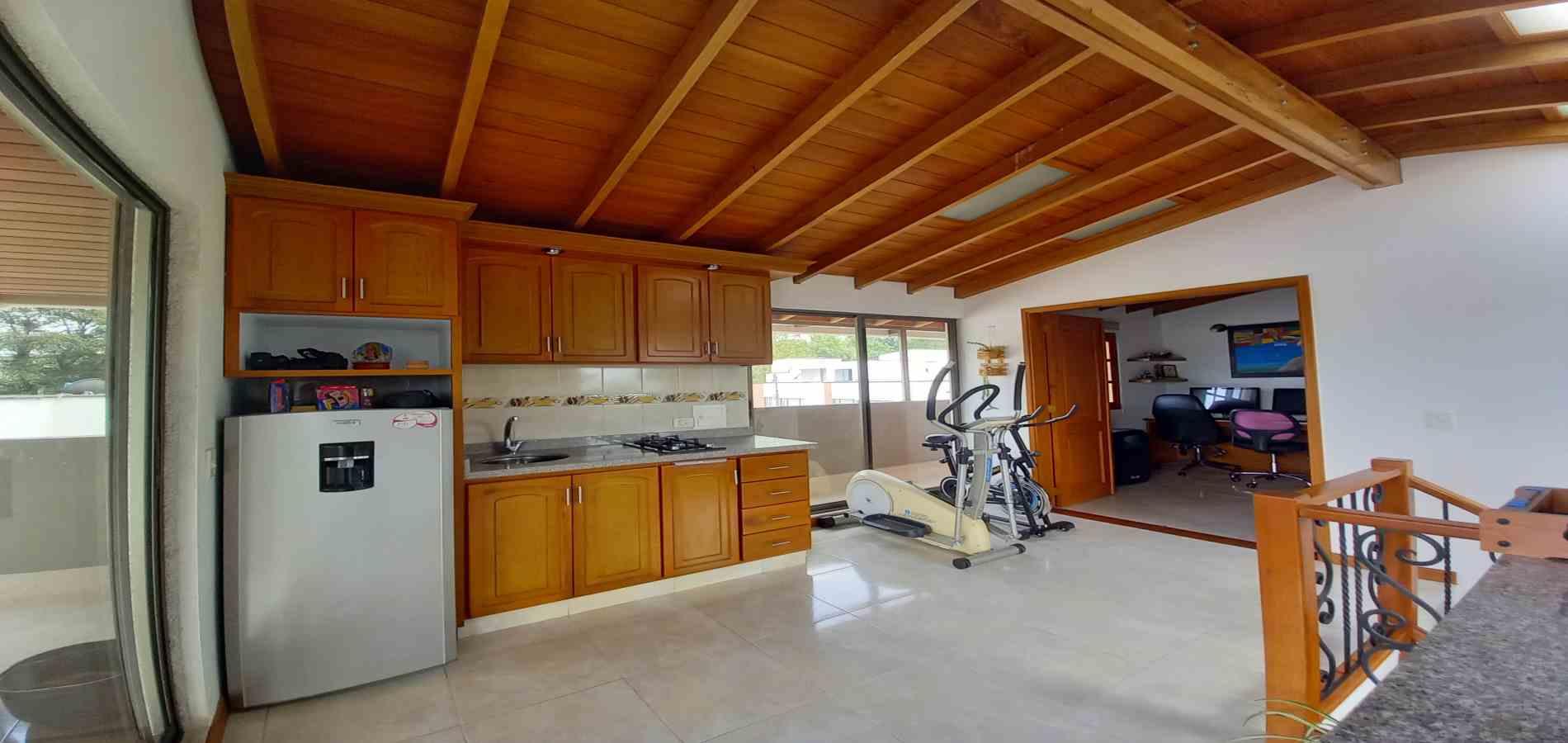 Foto de Casa en Arriendo en Avenida alberto mendoza, Manizales - 3 - 279069983