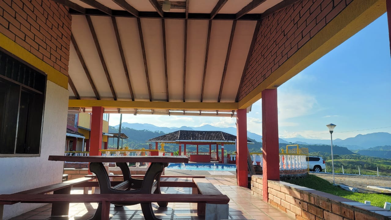 Foto de Casa campestre en Arriendo en Kilometro 41, Neira - 16 - 279025738
