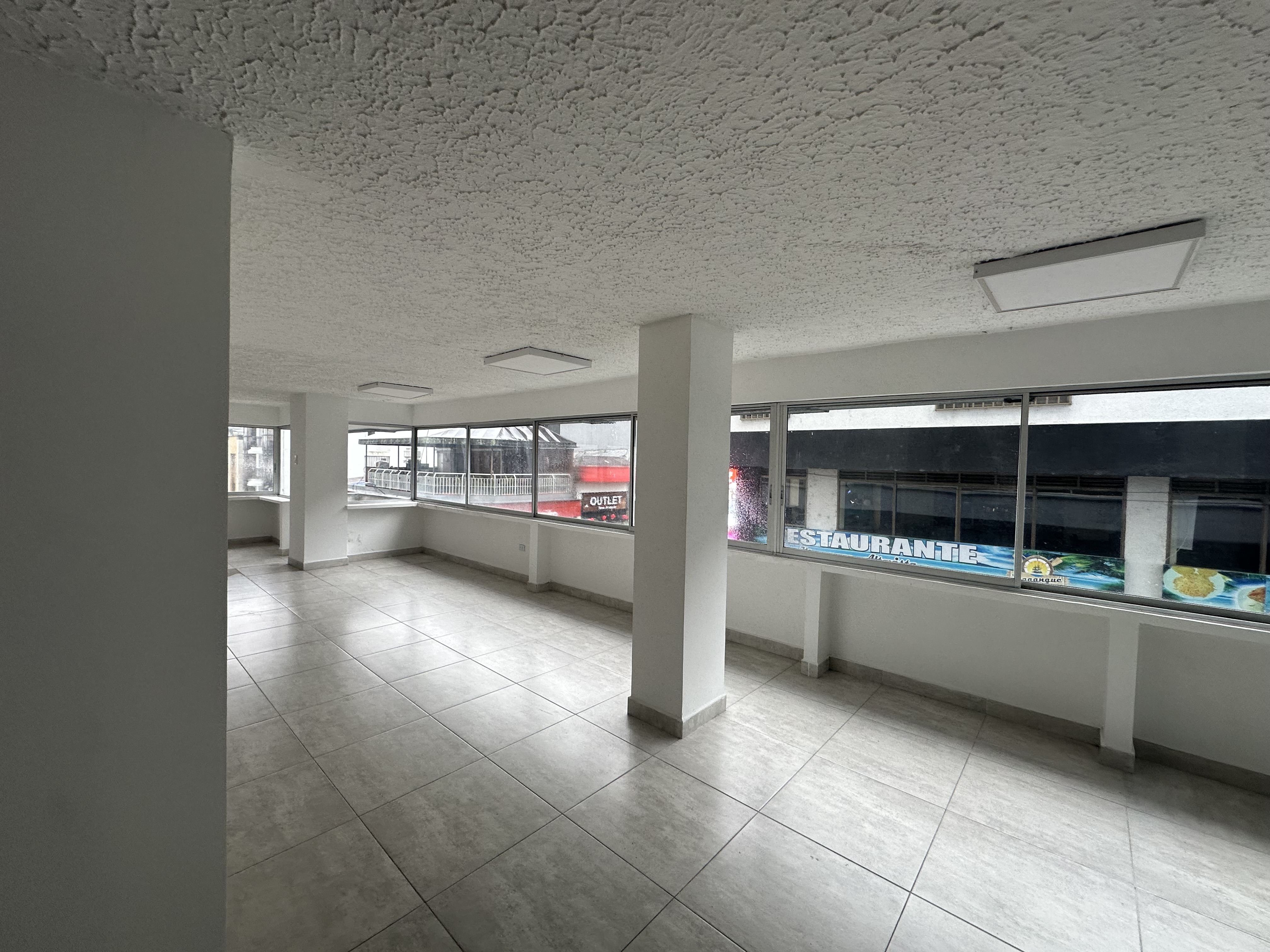 Foto de Local en Venta en Av bolivar, Armenia  - 21 - 279067929