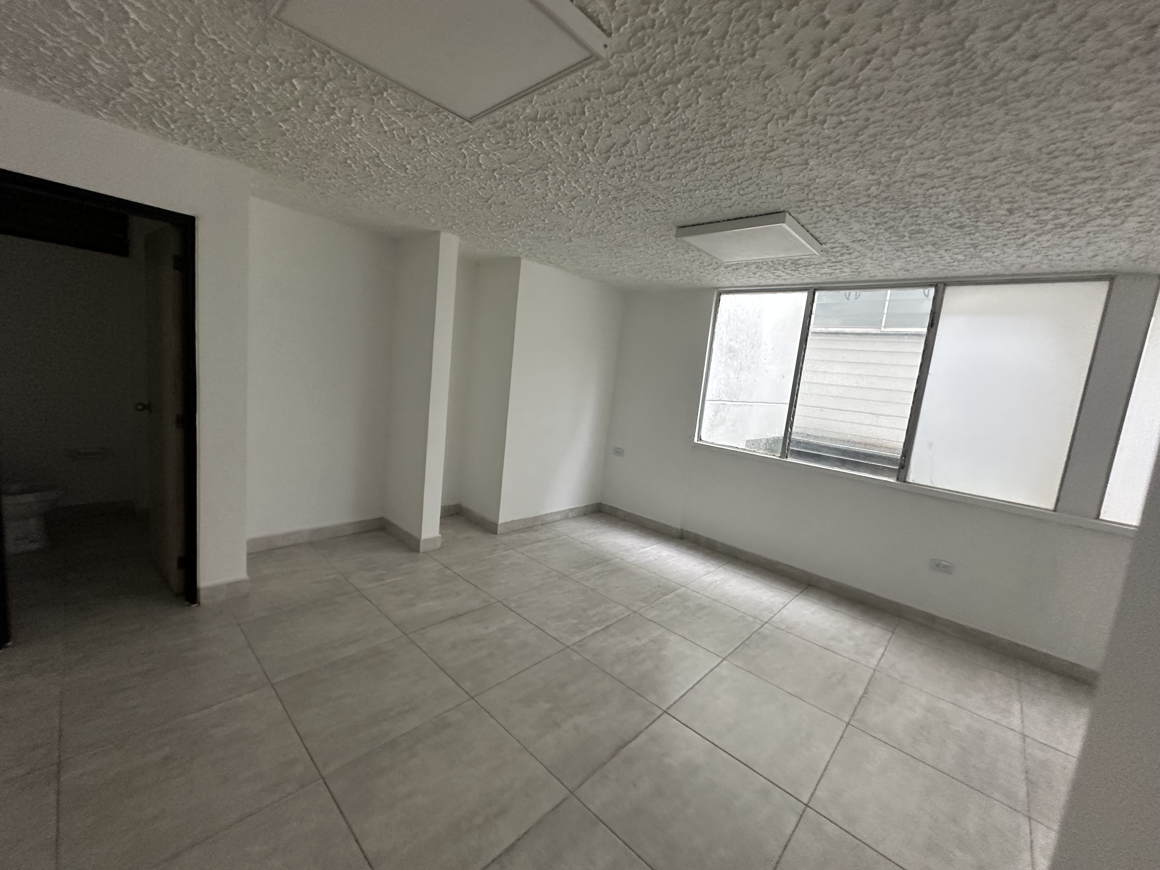 Foto de Local en Venta en Av bolivar, Armenia  - 10 - 279067929