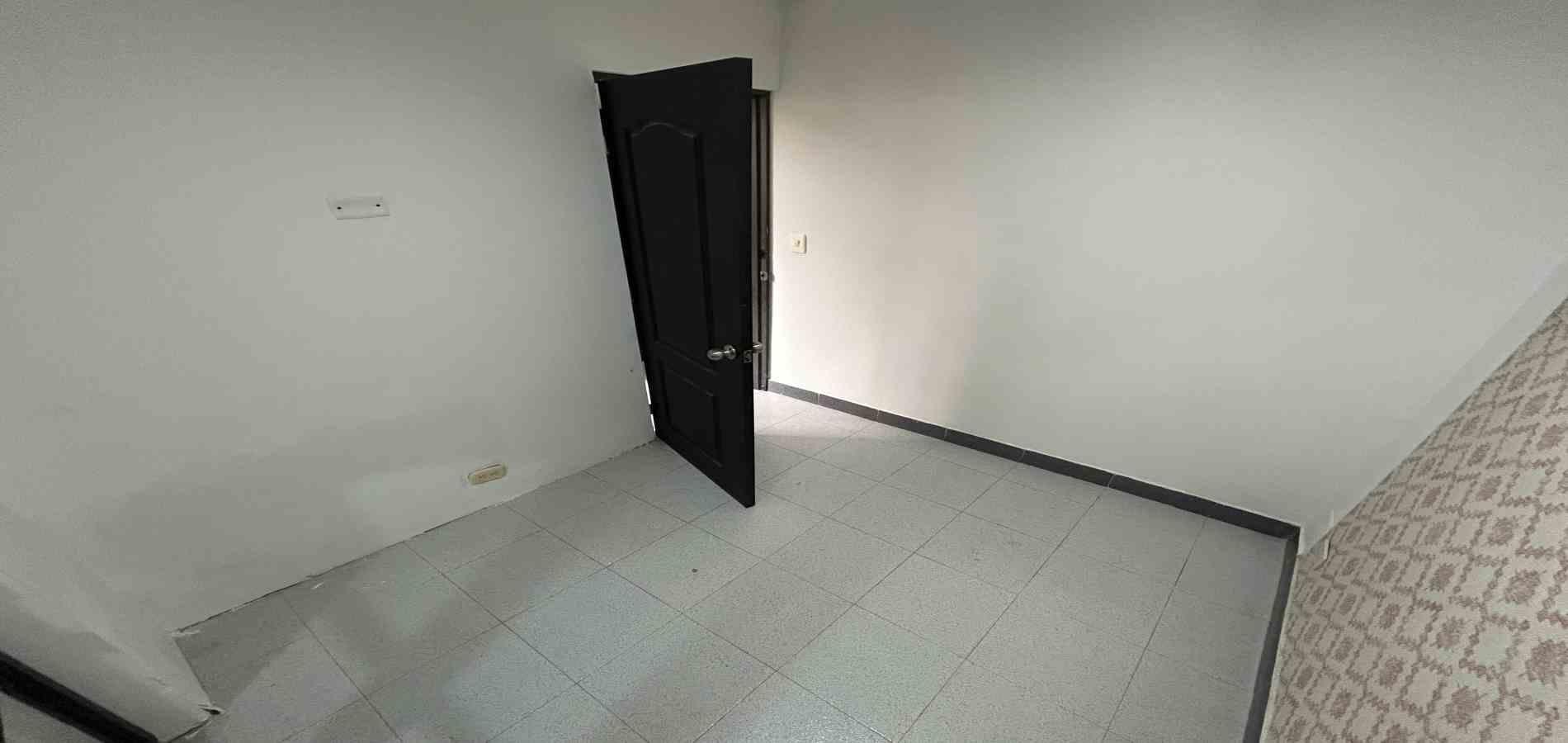 Foto de Apartamento en Arriendo en Corales, Pereira - 2 - 279068126