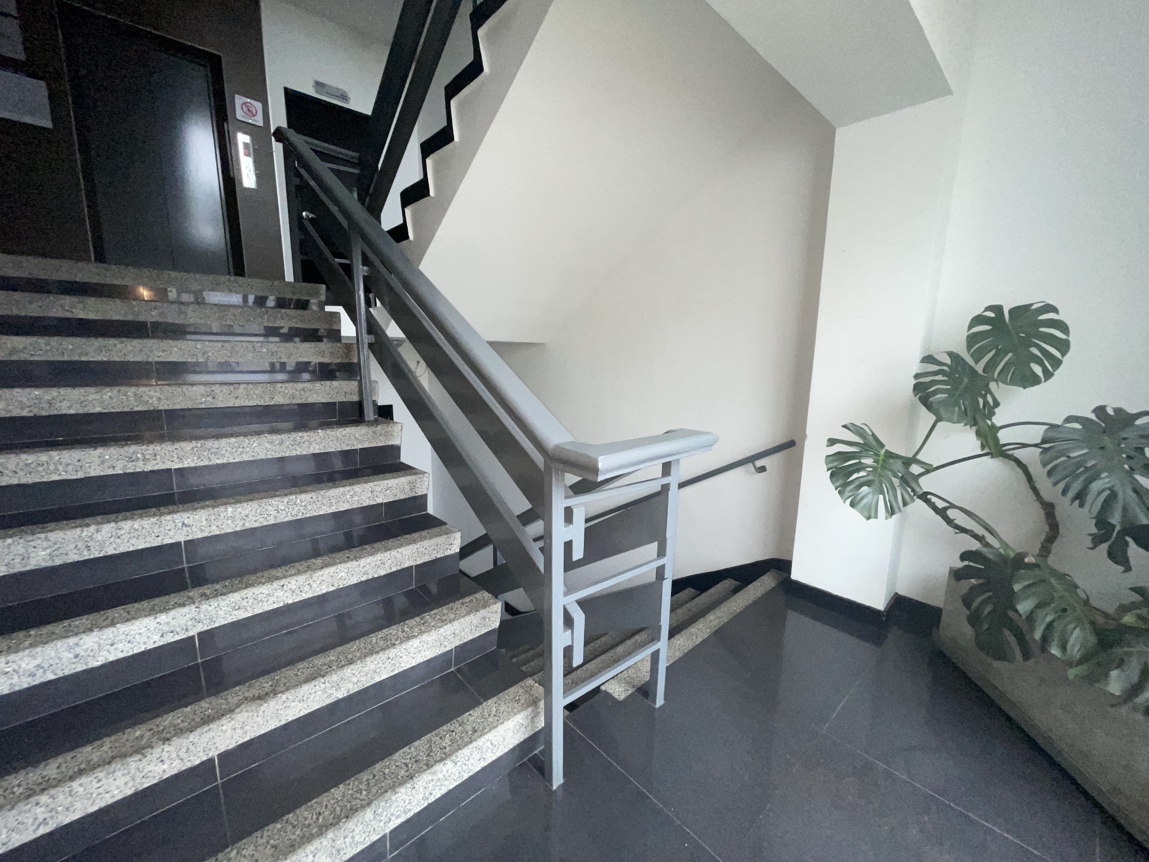 Foto de Edificio en Arriendo en Centro, Armenia  - 2 - 279064095