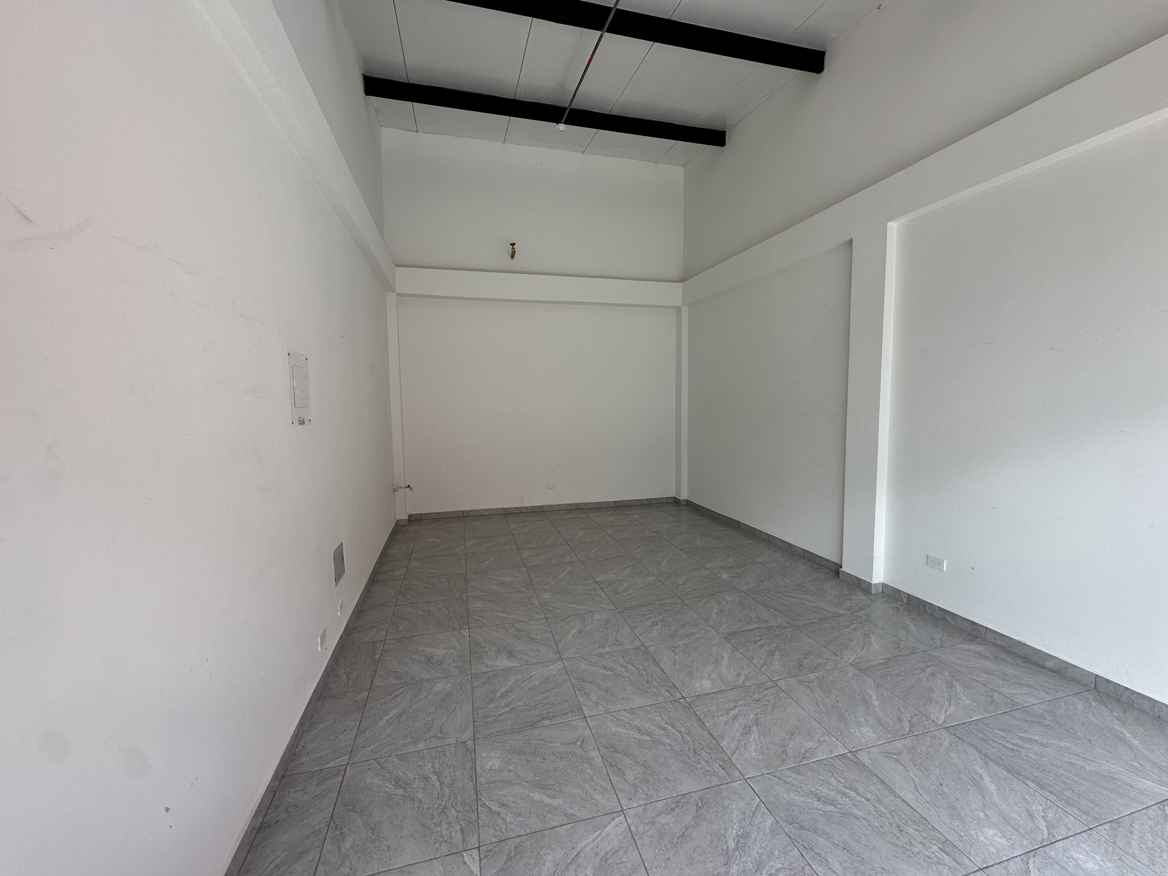 Foto de Local para Arriendo en Via montenegro, Armenia  - 279068559
