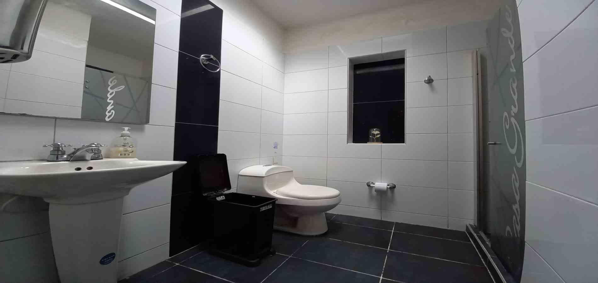 Foto de Local en Arriendo en Guayacanes, Manizales - 13 - 279061906
