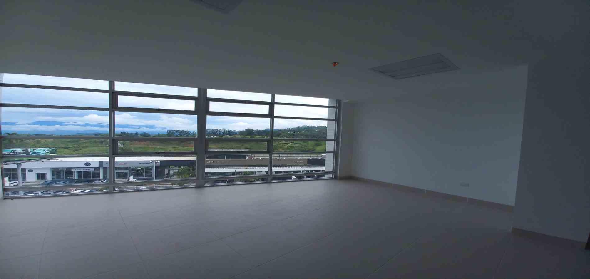 Foto de Consultorio en Arriendo en Avenida 30 de agosto, Pereira - 3 - 279063009
