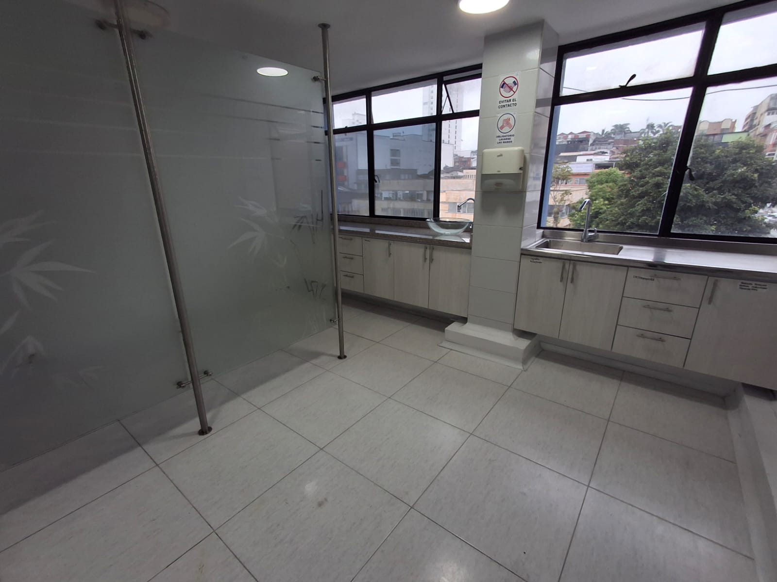 Foto de Consultorio en Arriendo en Centro, Manizales - 2 - 279068677
