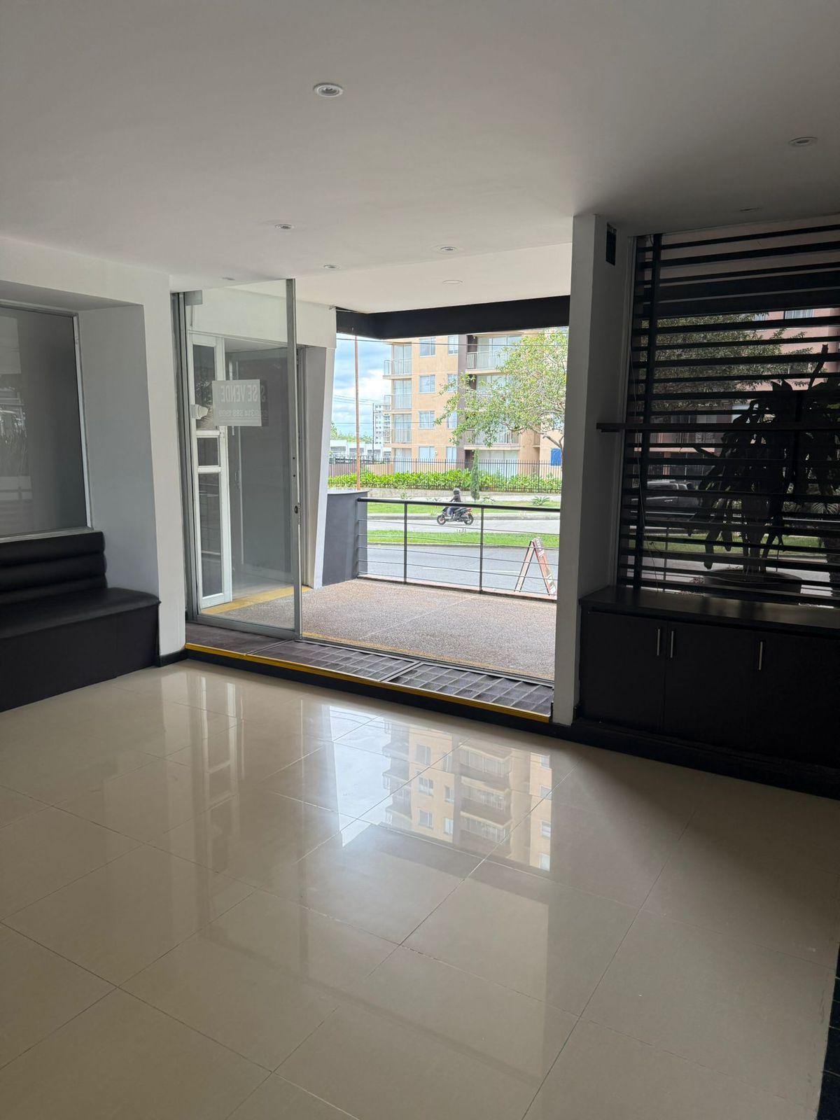 Foto de Local en Venta en Av 19, Armenia  - 16 - 279064118
