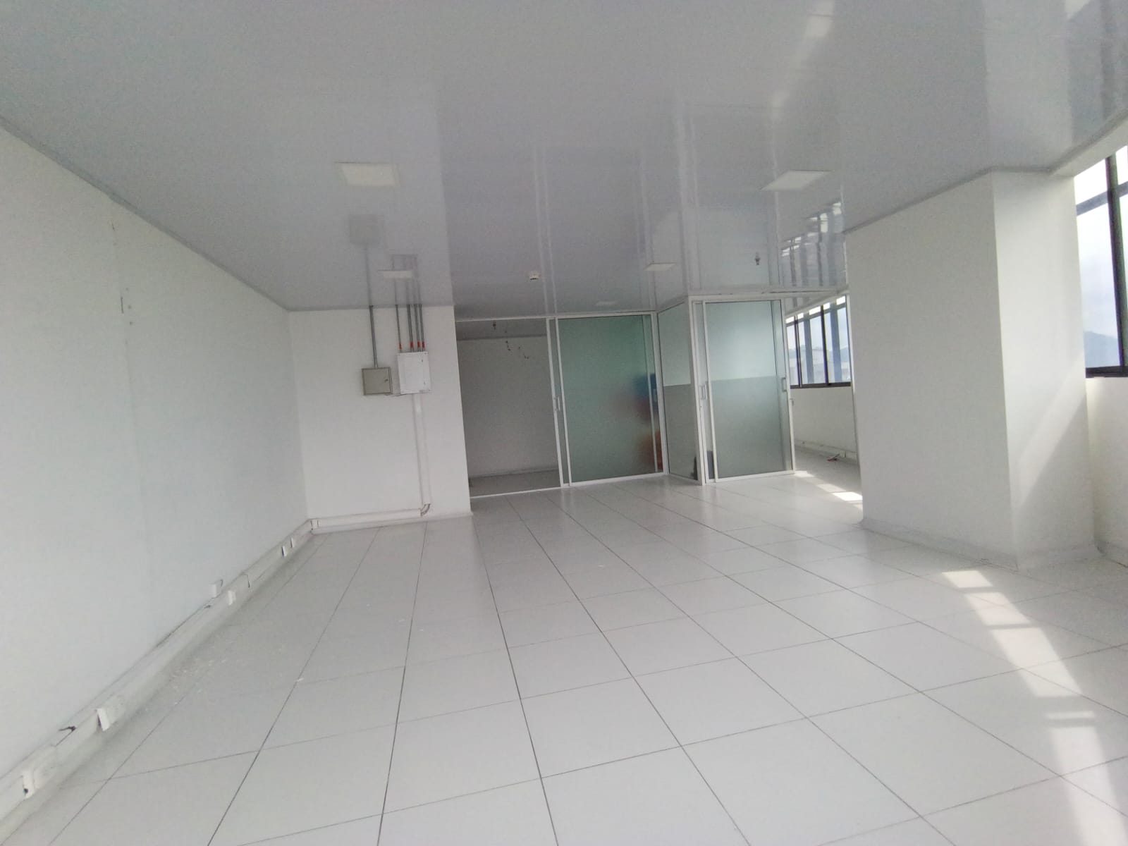Foto de Oficina en Venta en Avenida santander , Manizales - 2 - 279070010