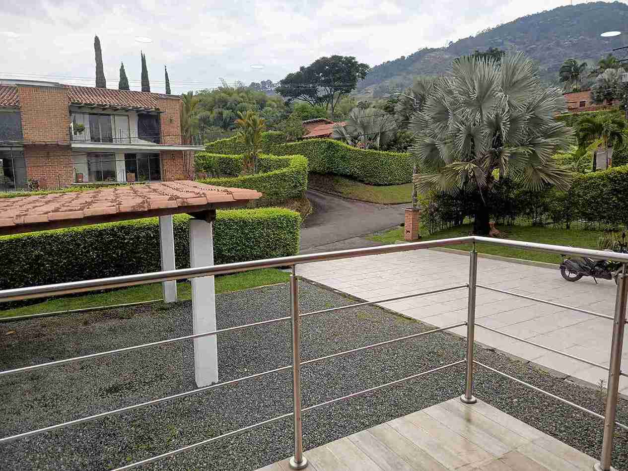 Foto de Casa campestre en Venta en Av. la romelia el pollo, Dosquebradas - 23 - 279061808