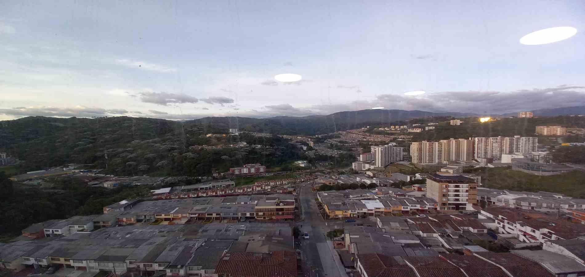 Foto de Oficina en Arriendo en Avenida santander , Manizales - 8 - 279069345