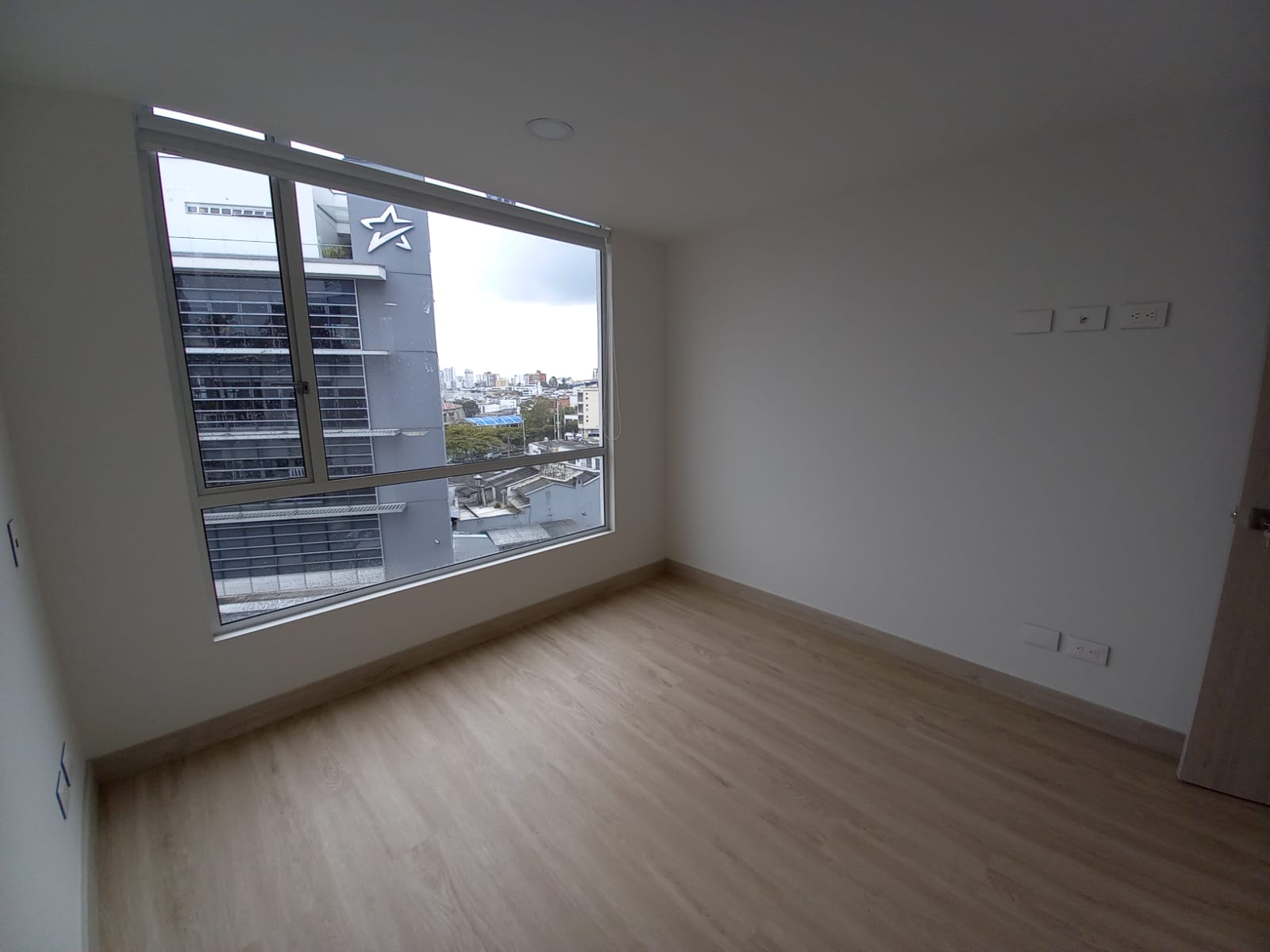 Foto de Apartaestudio para Arriendo en Palogrande, Manizales - 279068316