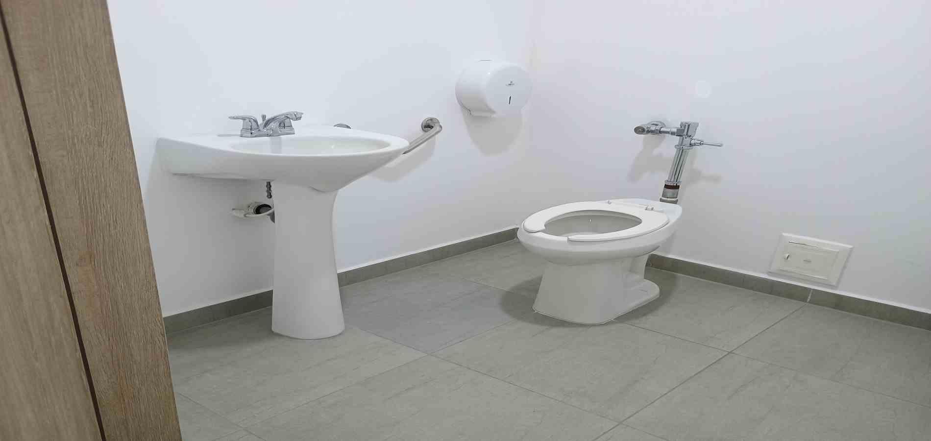 Foto de Oficina en Venta en Los profesionales, Armenia  - 4 - 279061603