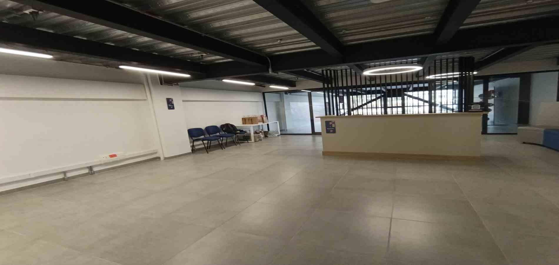 Foto de Local en Arriendo en Versalles, Manizales - 3 - 279066678
