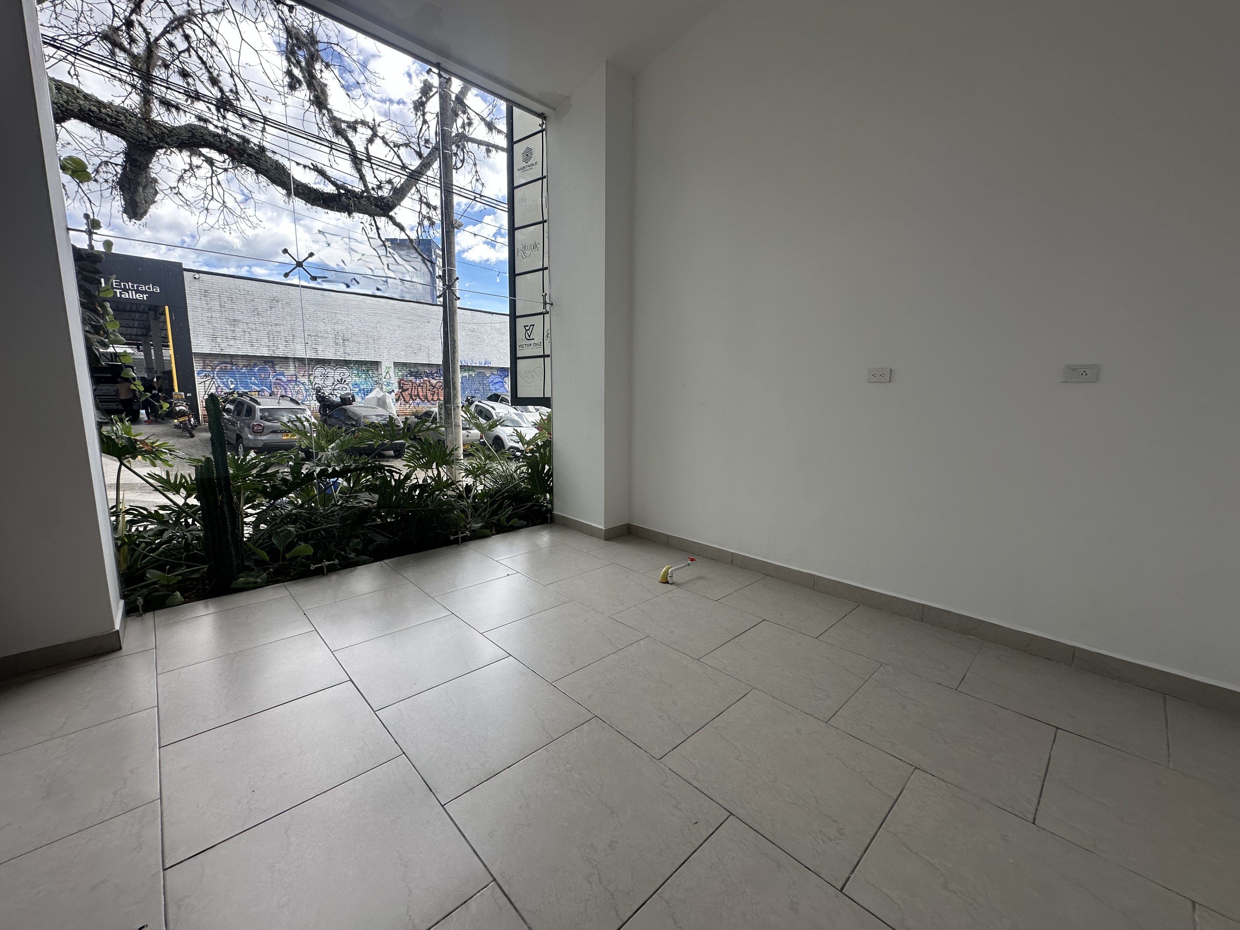 Foto de Local en Arriendo en Laureles, Armenia  - 1 - 279069273
