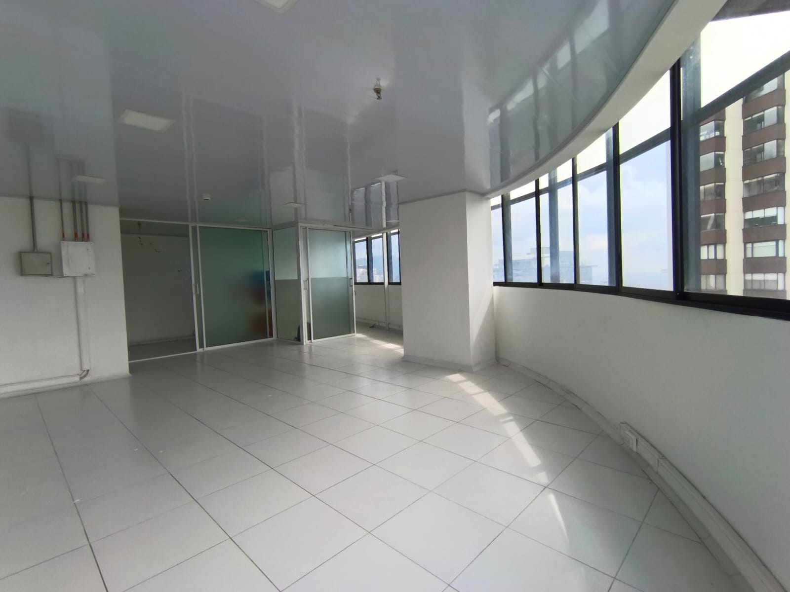 Foto de Oficina en Venta en Avenida santander , Manizales - 4 - 279070010
