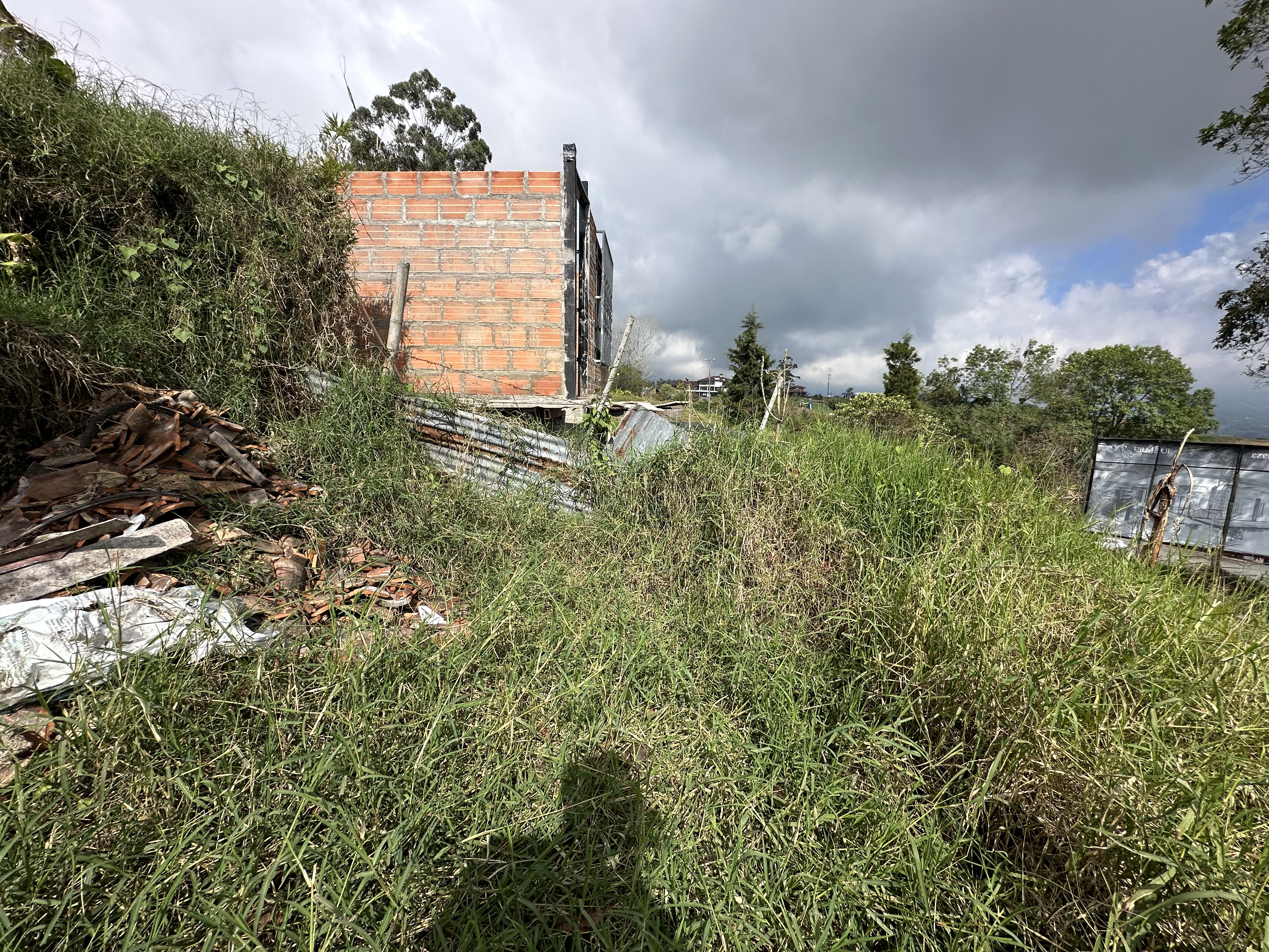 Foto de Lote / terreno en Venta en Via circasia, Armenia  - 18 - 279070024