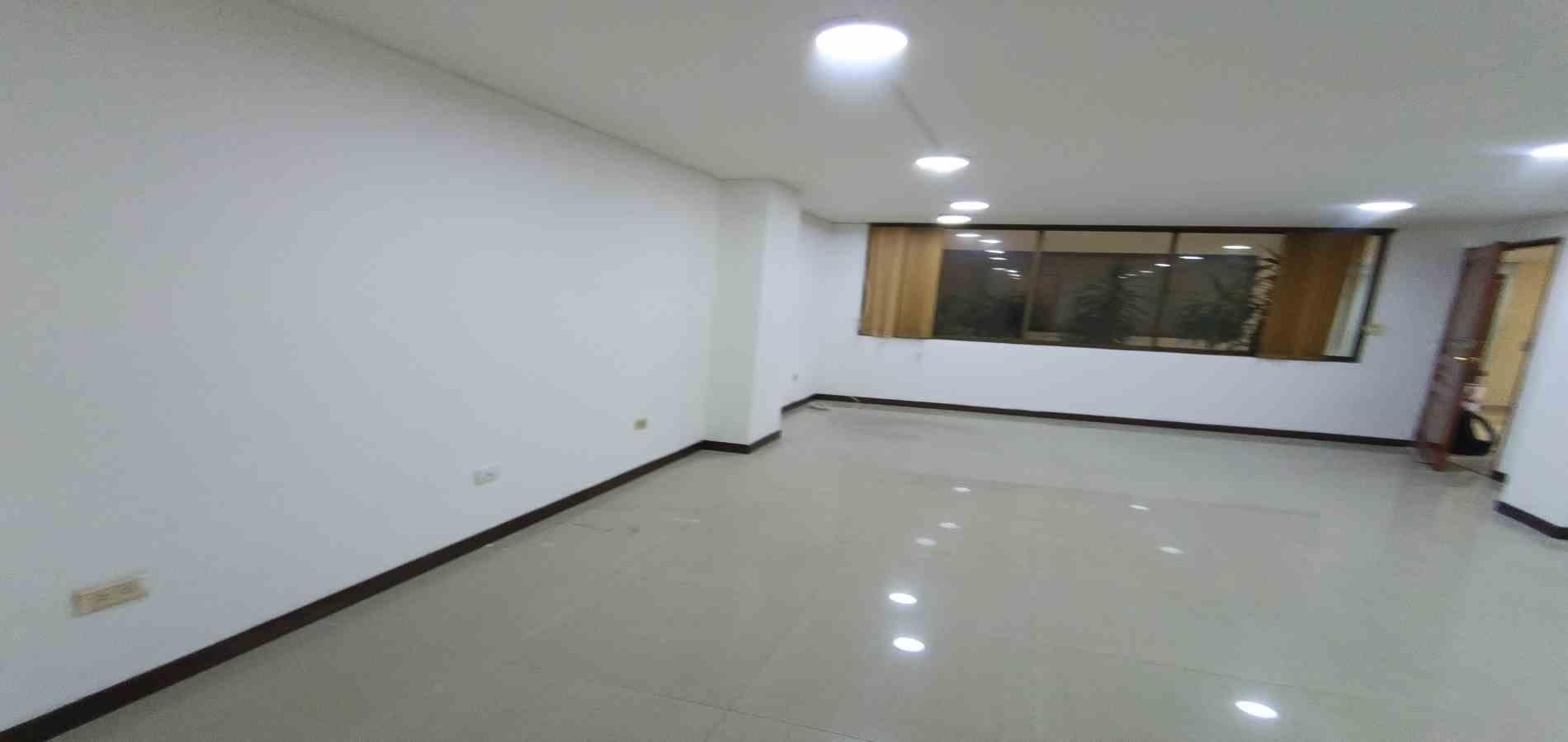 Foto de Oficina en Arriendo en Centro, Manizales - 4 - 279064044