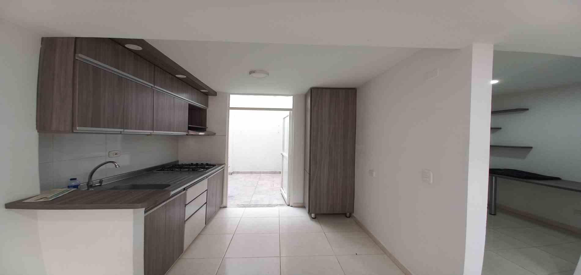 Foto de Casa en Arriendo en Montebonito, Dosquebradas - 2 - 279070027