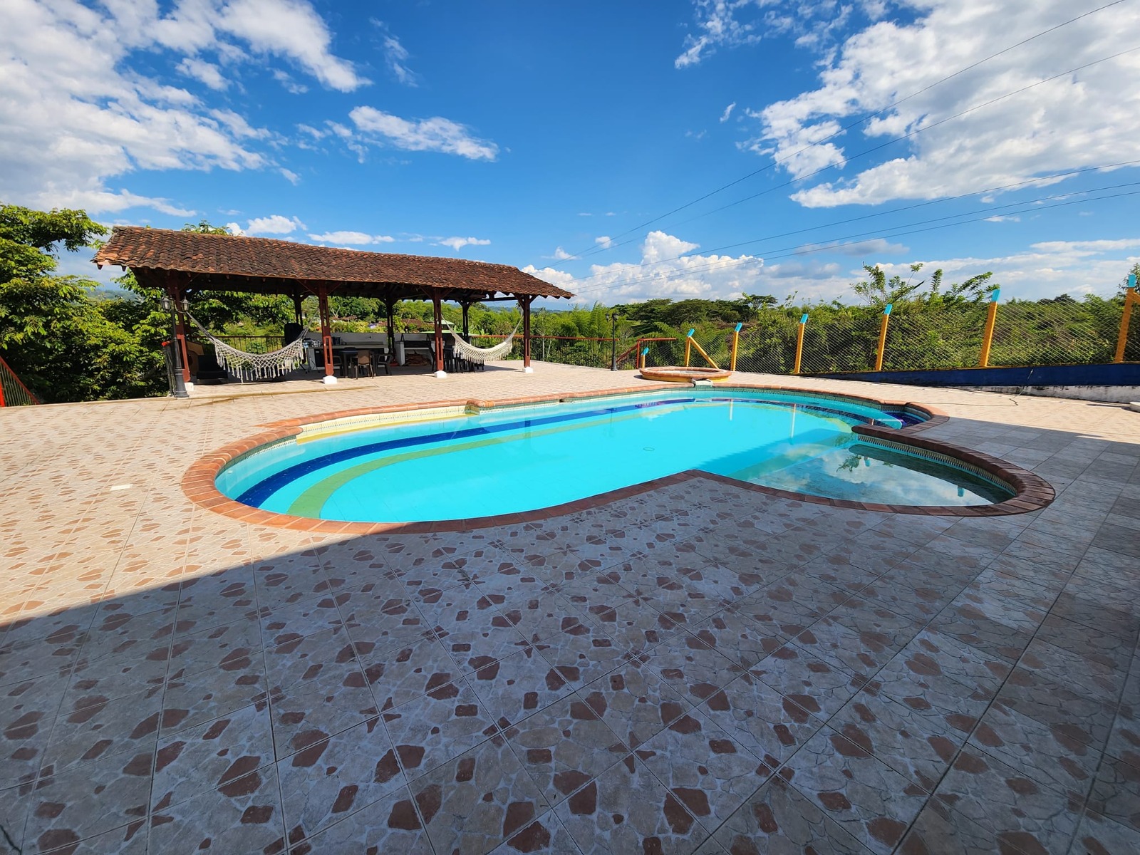 Foto de Finca en Venta en Via alcala, Armenia  - 3 - 279059945