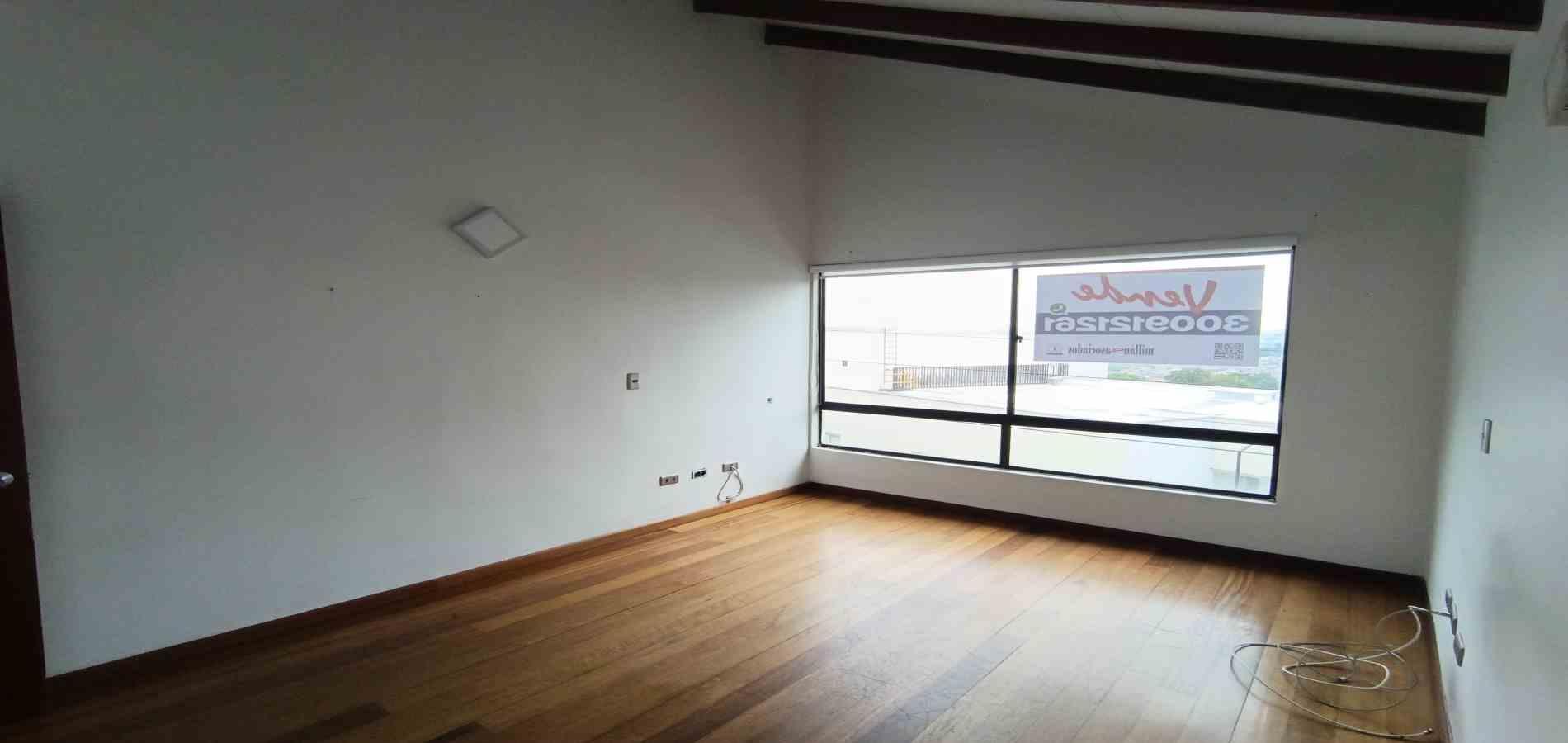 Foto de Casa en Venta en Palermo, Manizales - 1 - 279068259