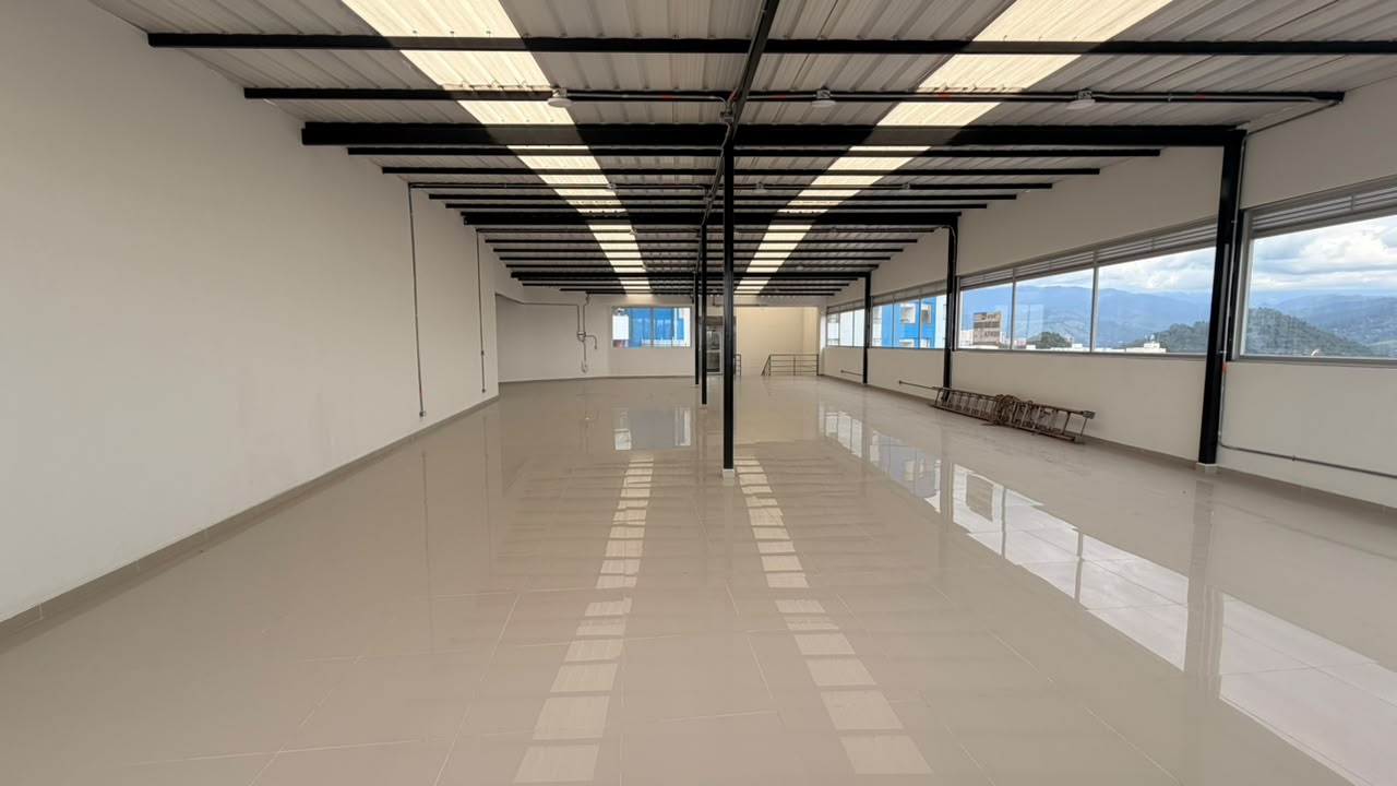 Foto de Local en Arriendo en Avenida santander , Manizales - 2 - 279069307
