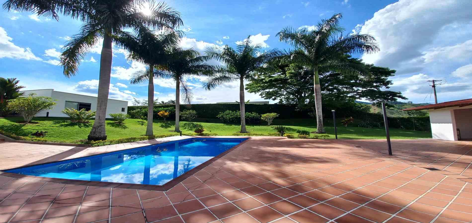 Foto de Casa campestre para Venta en Combia, Pereira - 279068096