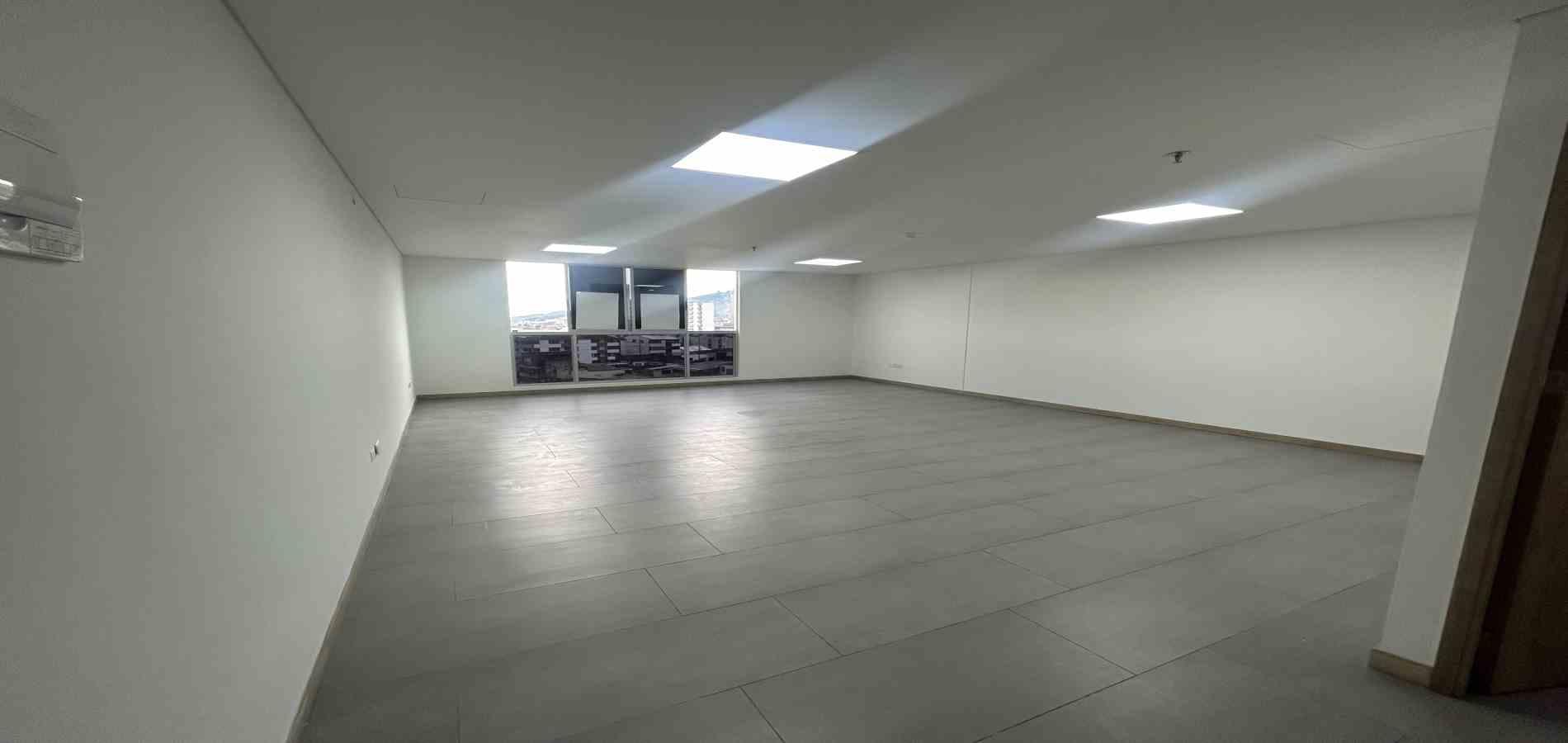 Foto de Oficina para Arriendo en Alpes, Pereira - 279067006