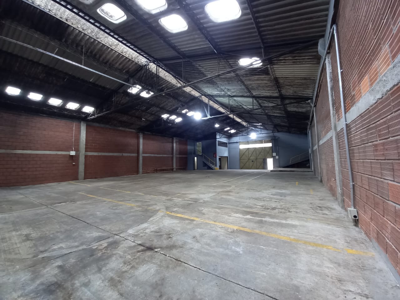 Foto de Bodega en Venta en Liborio, Manizales - 3 - 279061765