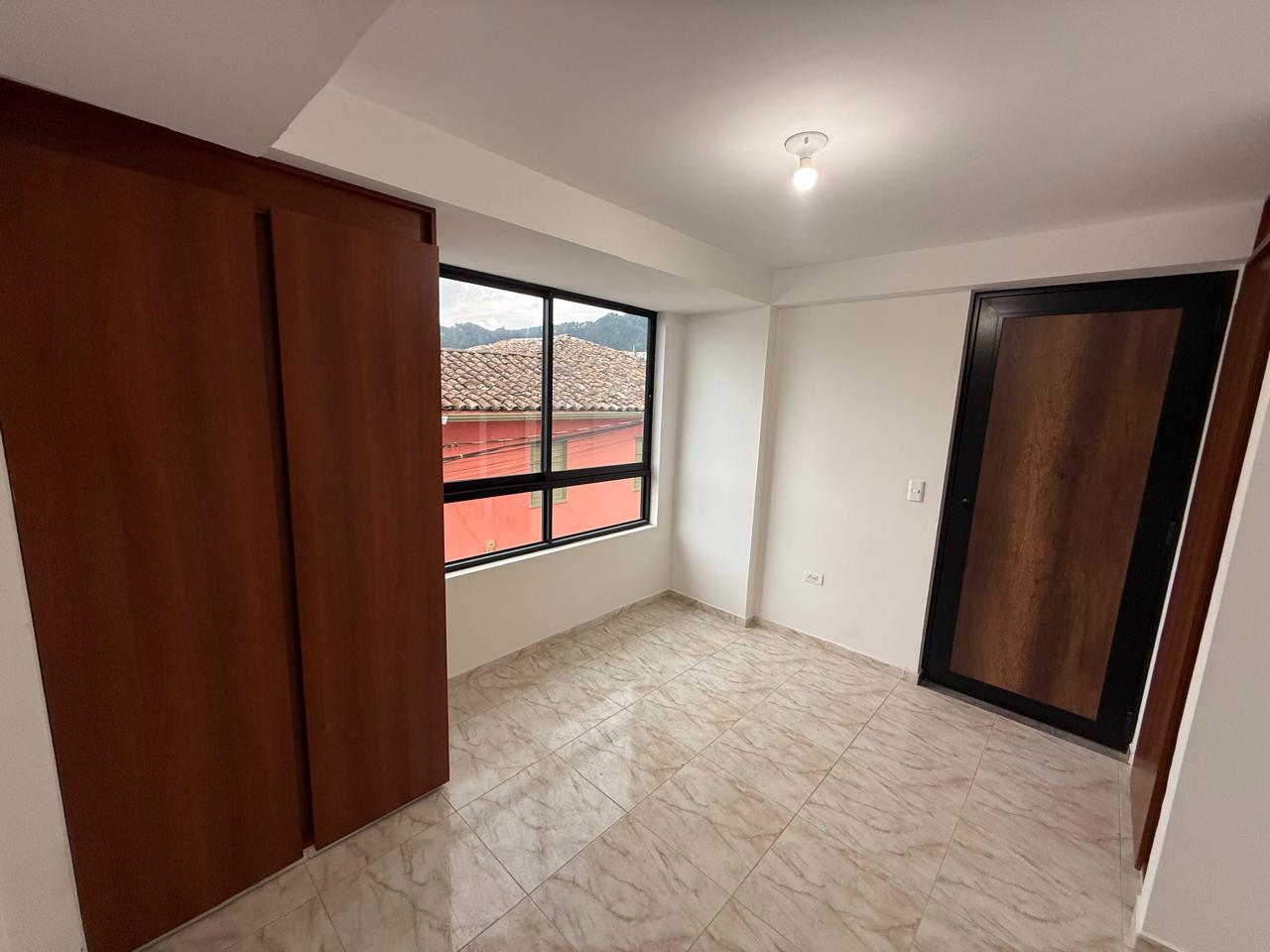 Foto de Edificio en Venta en Centro, Neira - 1 - 279063048