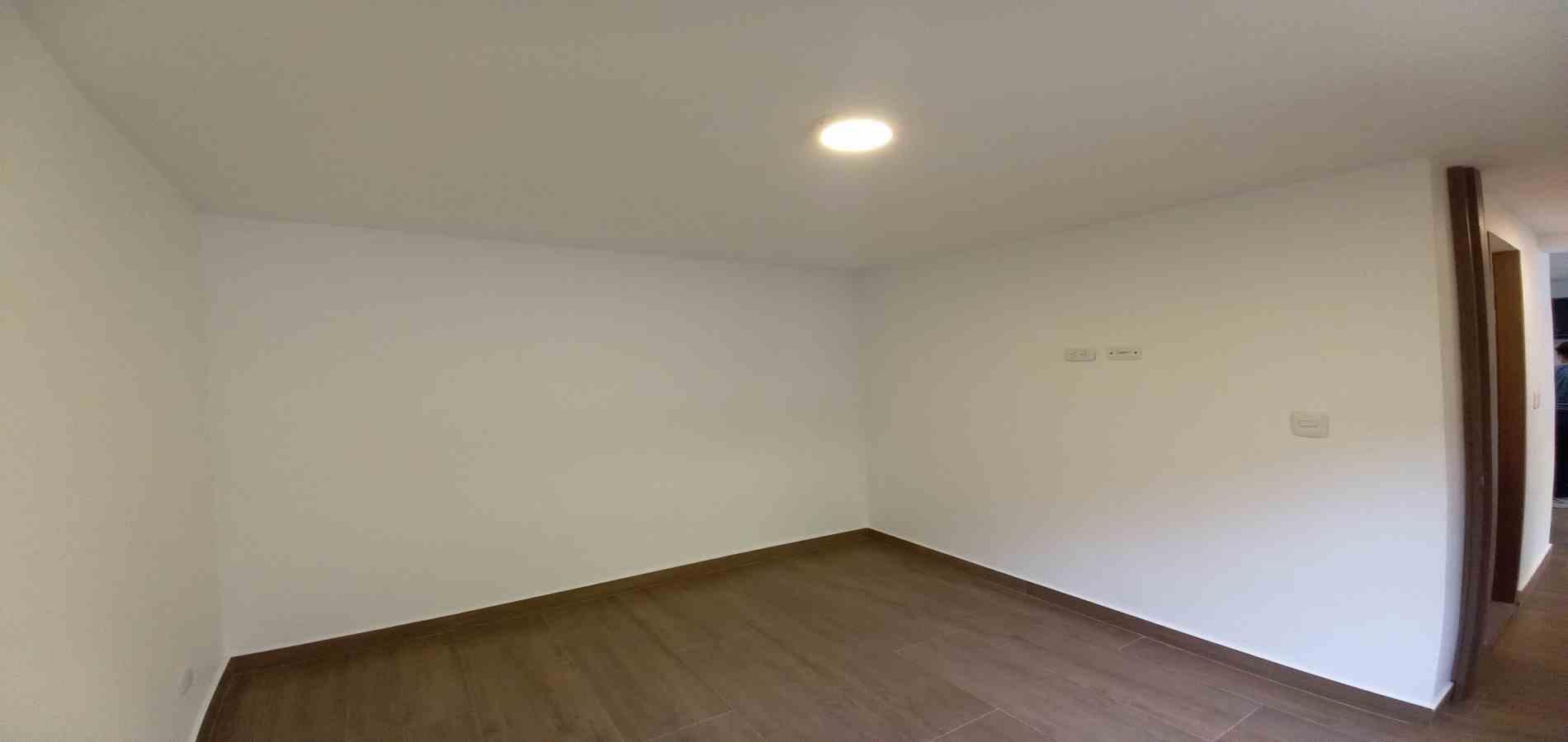 Foto de Apartamento para Venta en Los alcázares, Manizales - 279069837