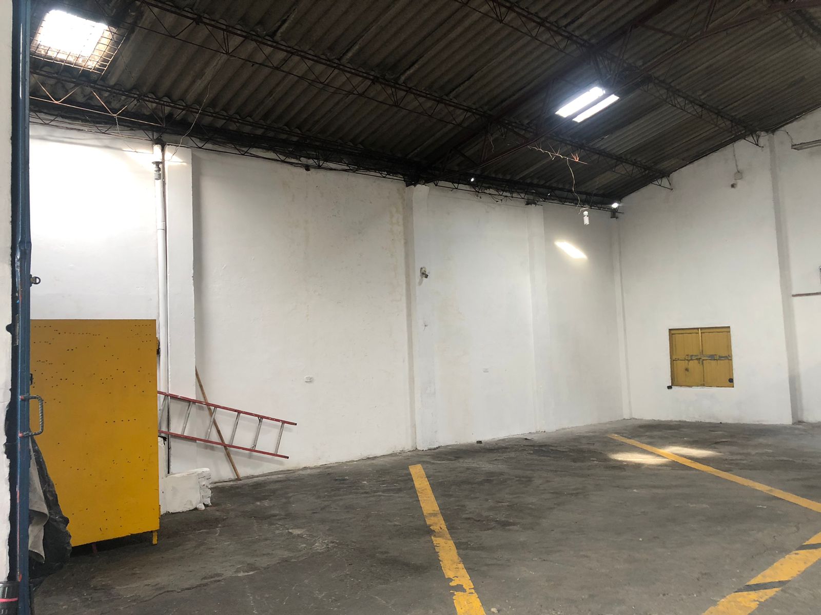 Foto de Bodega para Venta en Avenida 30 de agosto, Pereira - 279024134