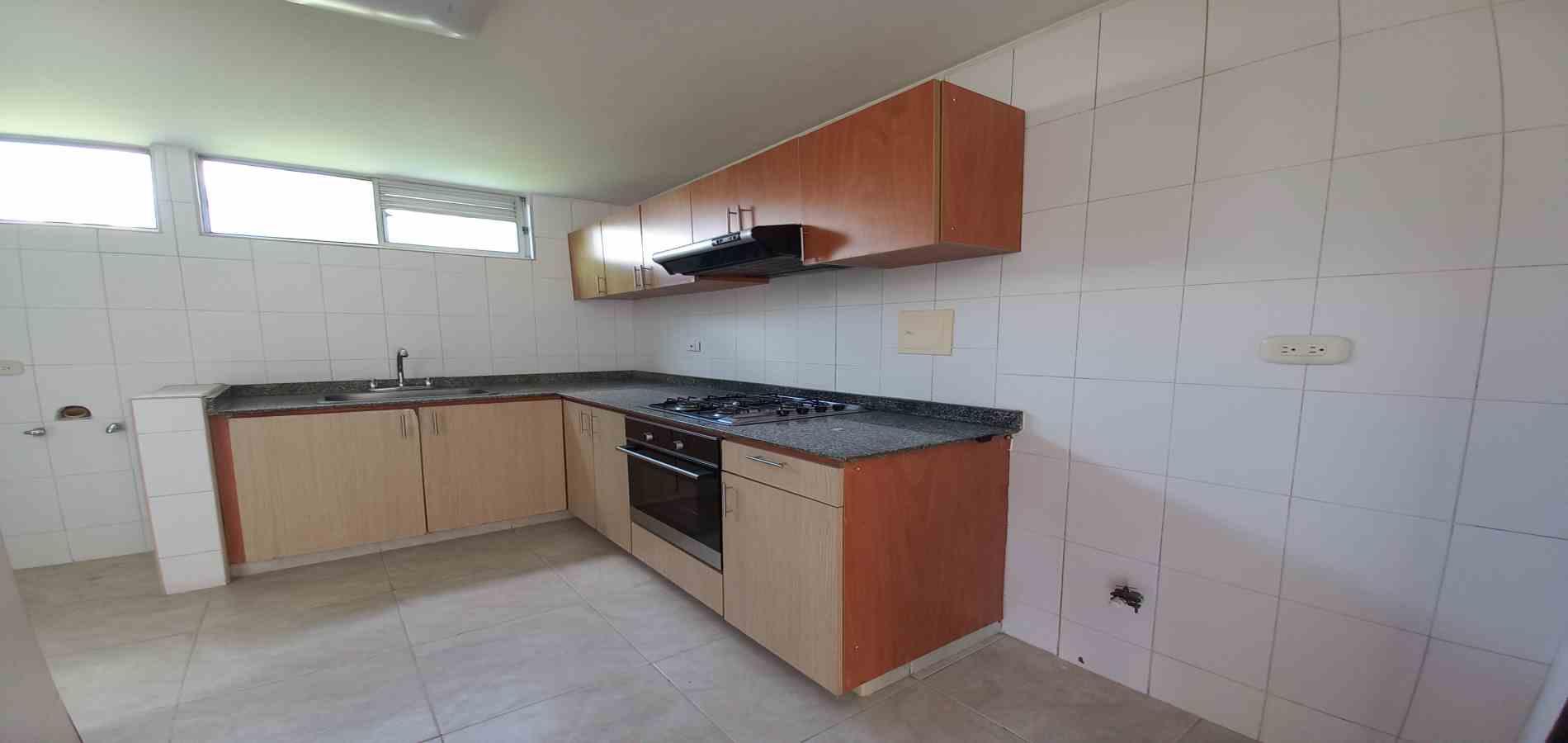 Foto de Apartamento en Arriendo en Alpes, Pereira - 4 - 279068285