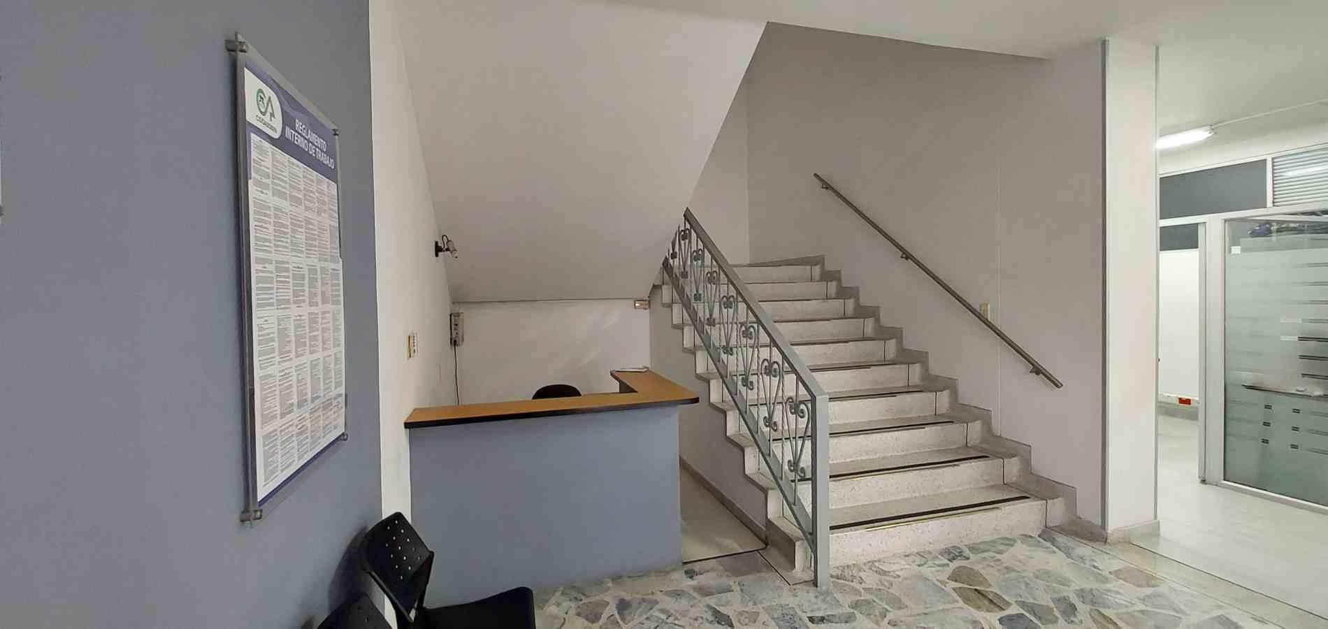 Foto de Edificio en Venta en Versalles, Manizales - 1 - 279025898