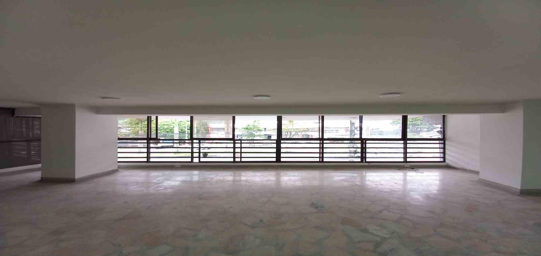 Foto de Local en Arriendo en Avenida 30 de agosto, Pereira - 2 - 279066493