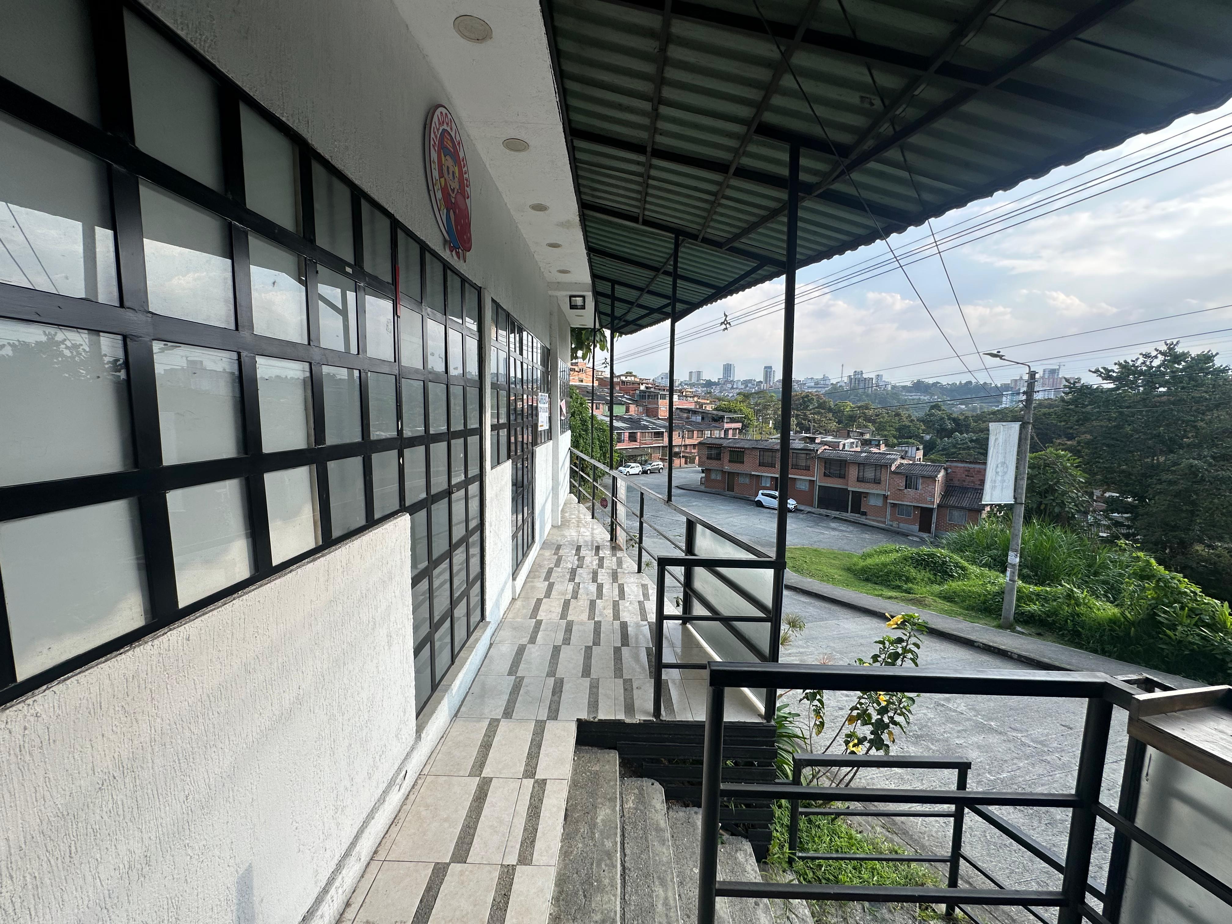Foto de Edificio en Venta en Palonegro o altos del encenillo, Manizales - 1 - 279060731